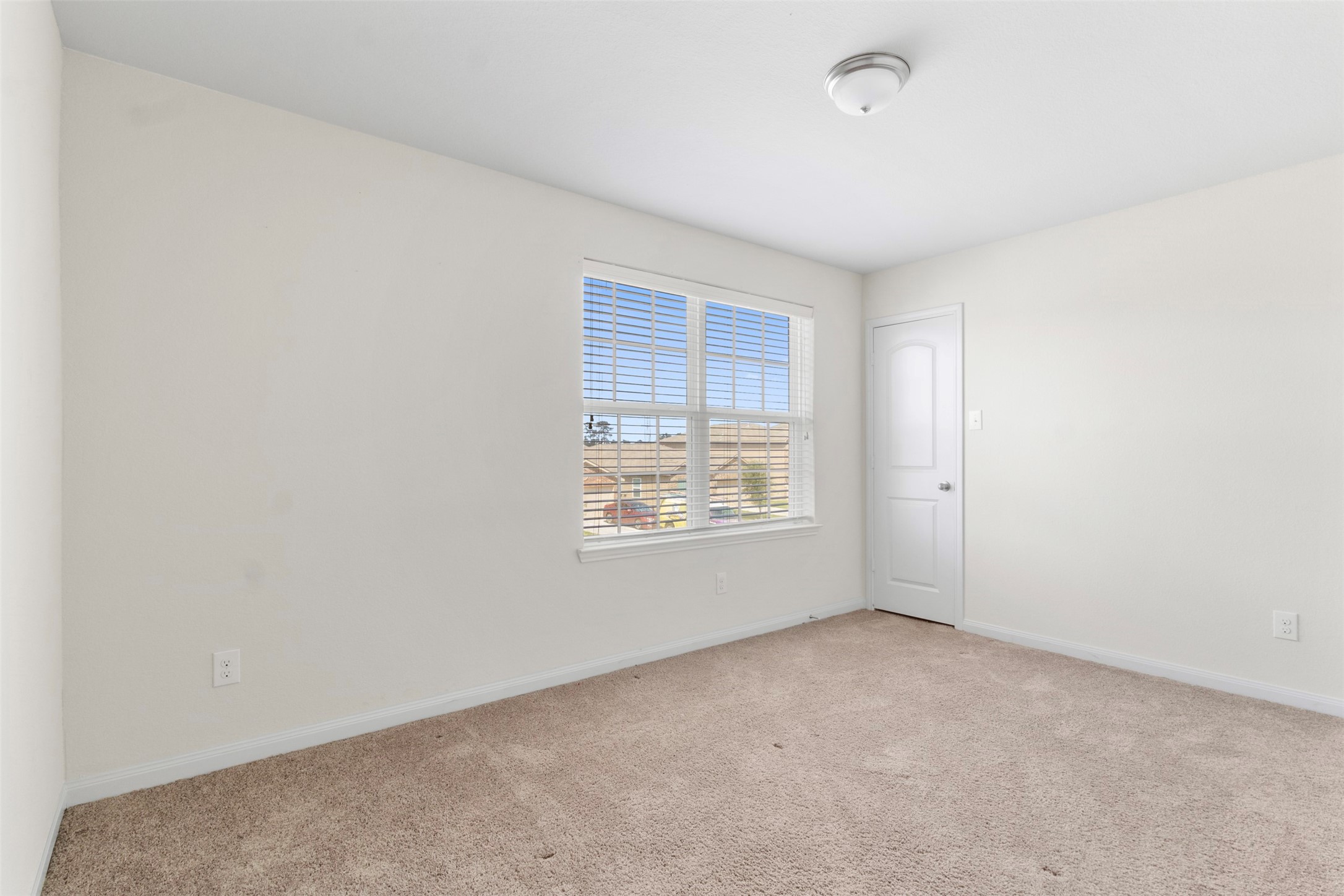 11002 Hillside Creek Drive Property Photo 19