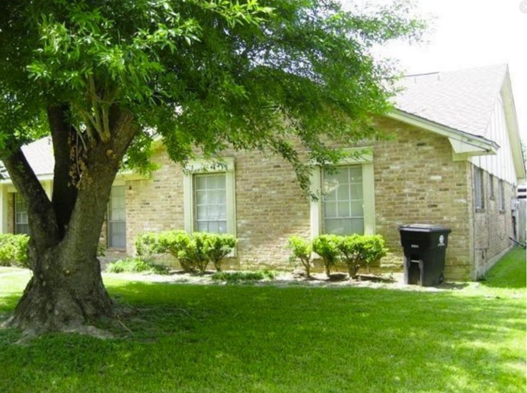 9330 Tooley Drive Property Photo 1