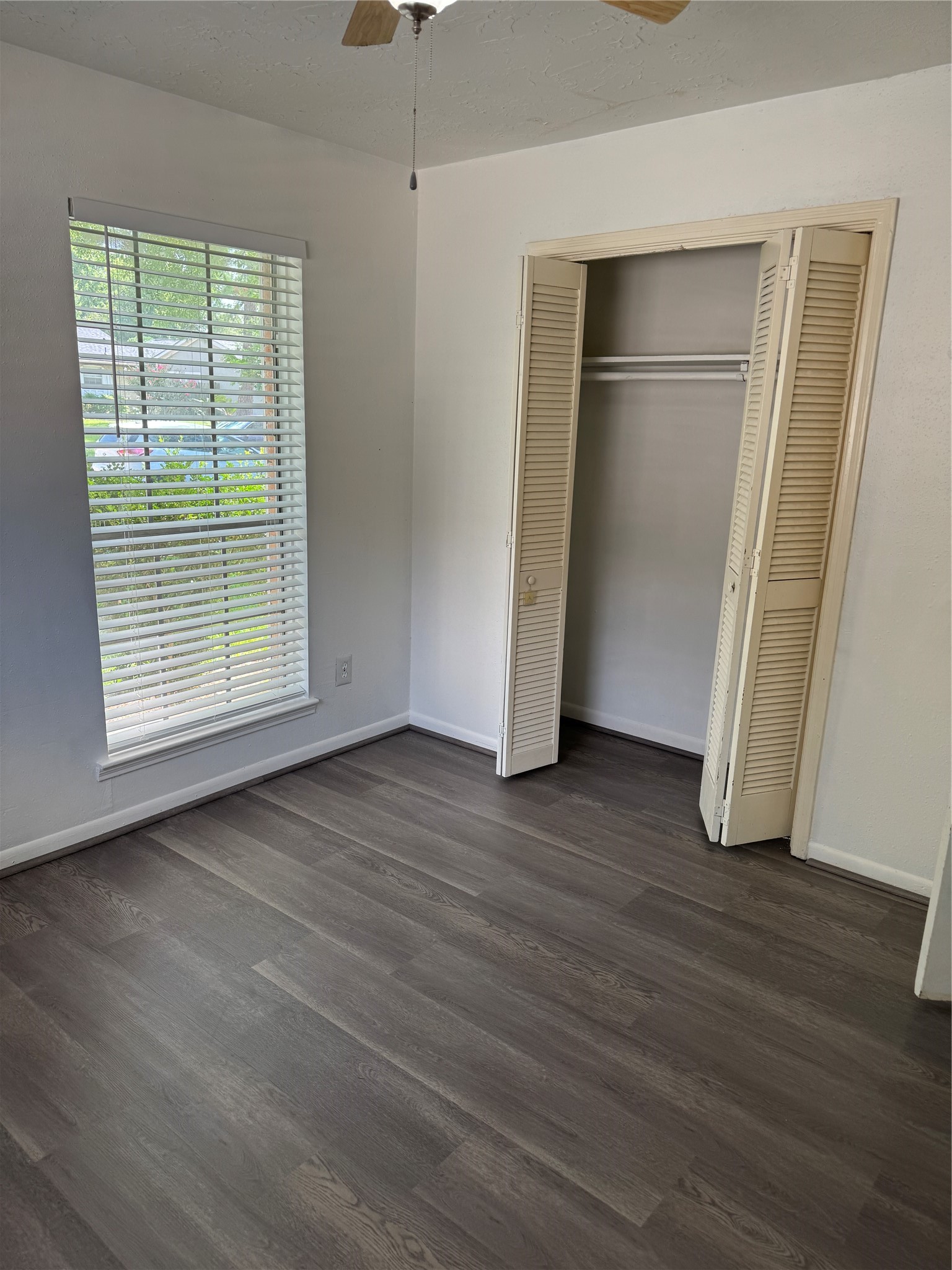 9330 Tooley Drive Property Photo 3