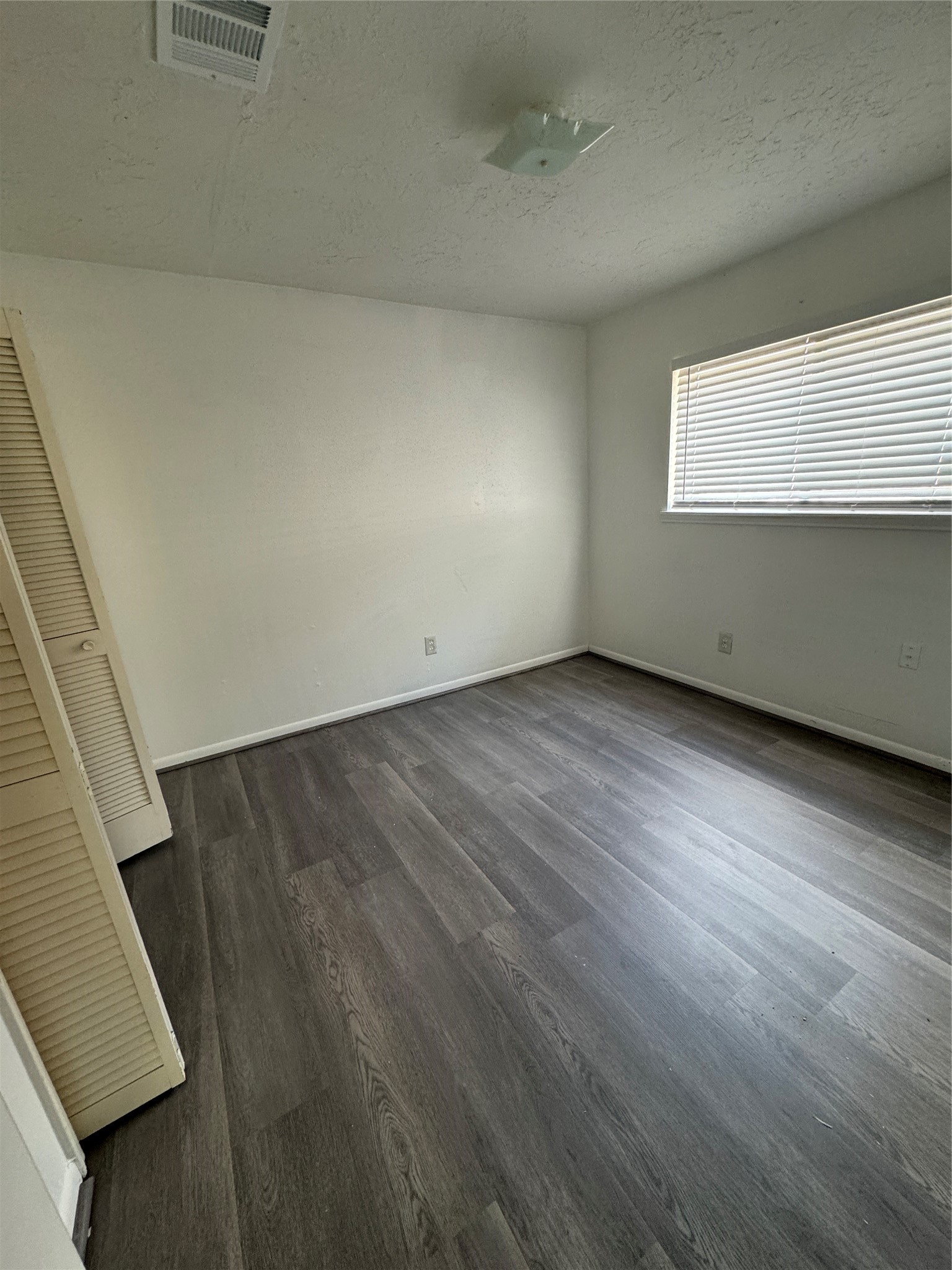 9330 Tooley Drive Property Photo 5