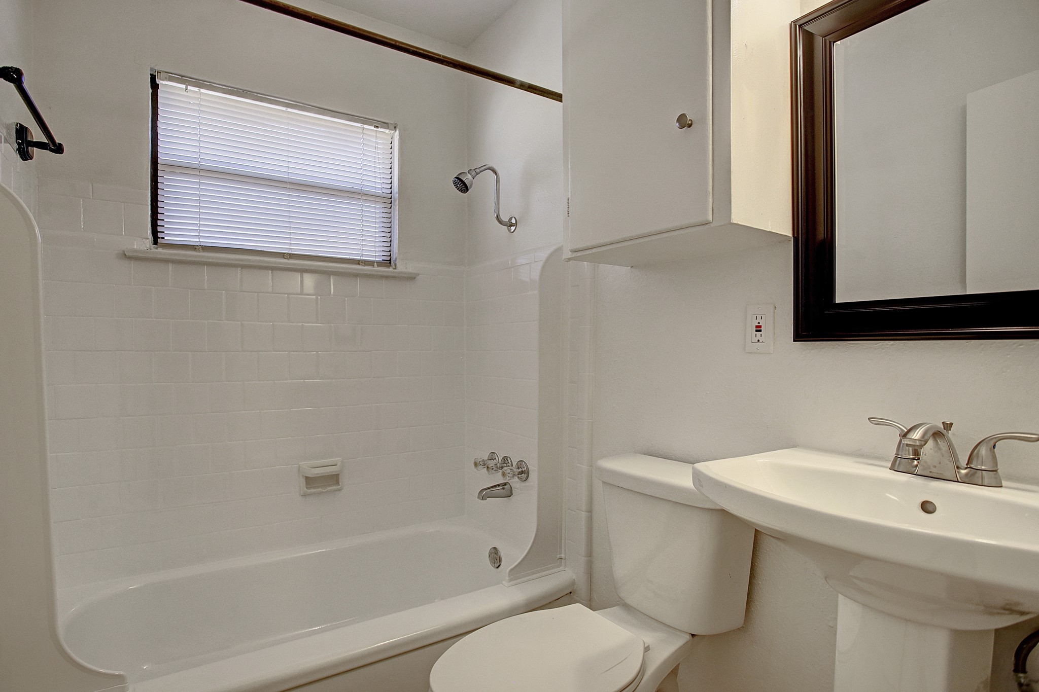 2316 Hazard Street 2 Property Photo 7