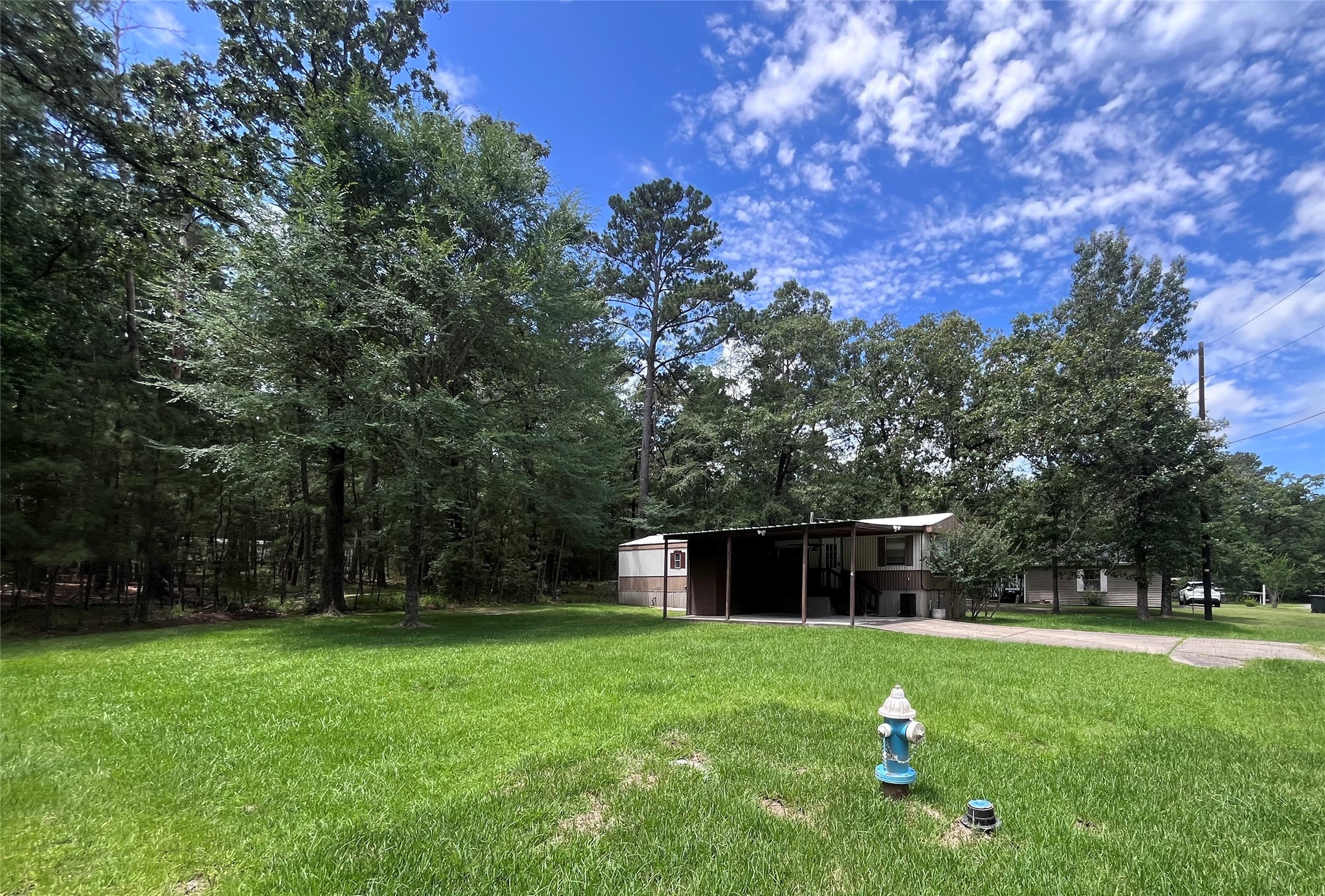 4 Meadowlark Property Photo 2