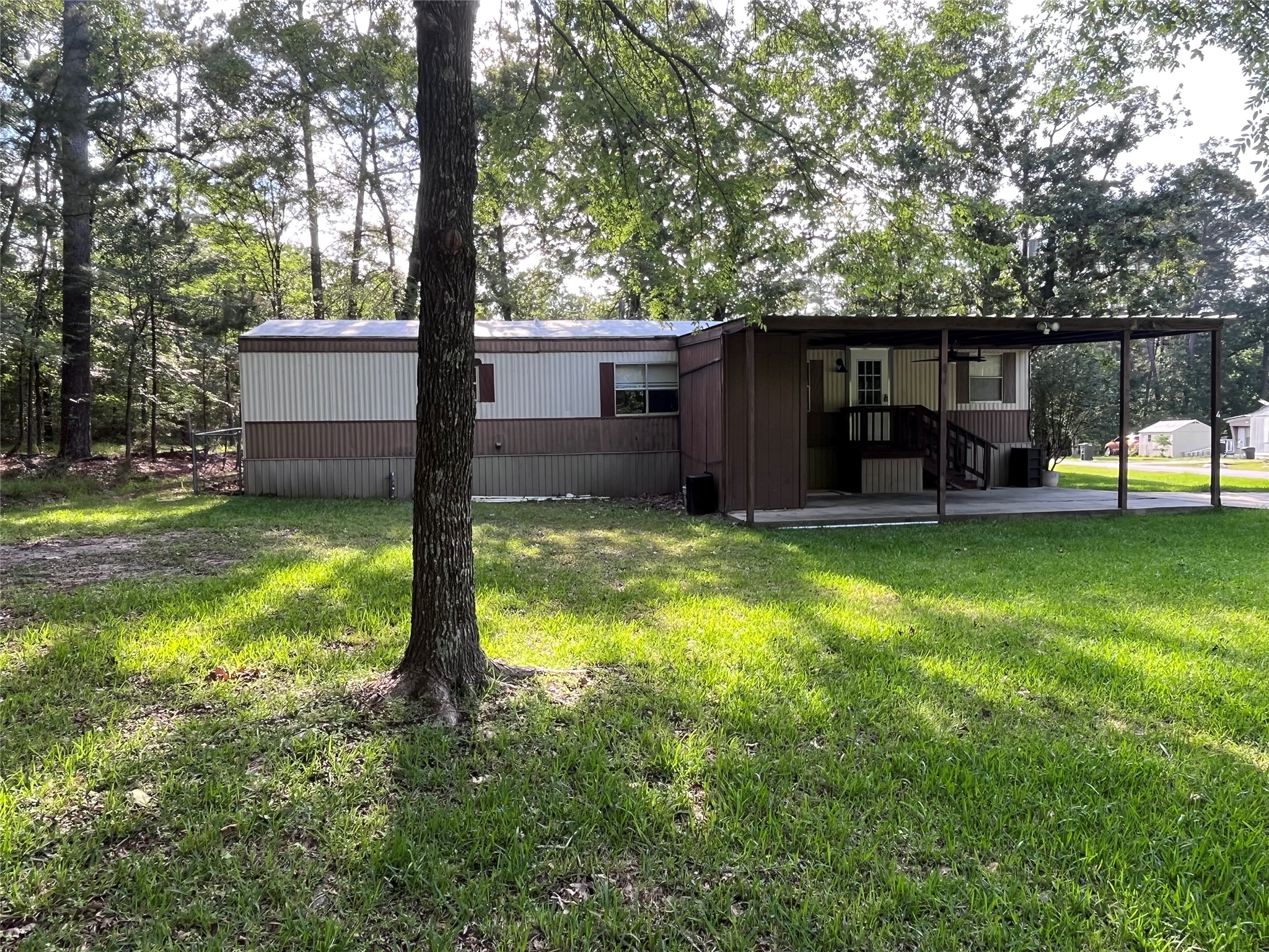 4 Meadowlark Property Photo 4
