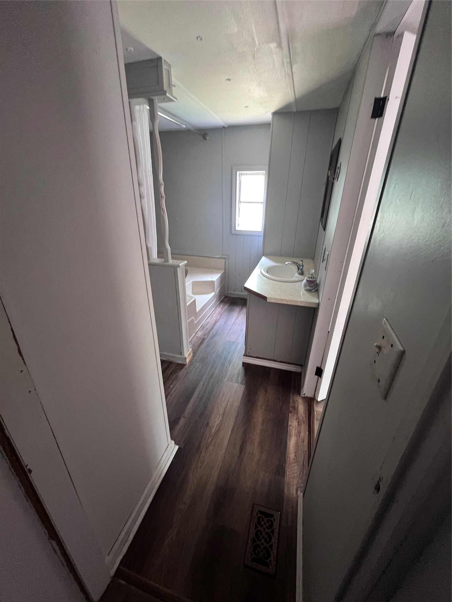 4 Meadowlark Property Photo 11