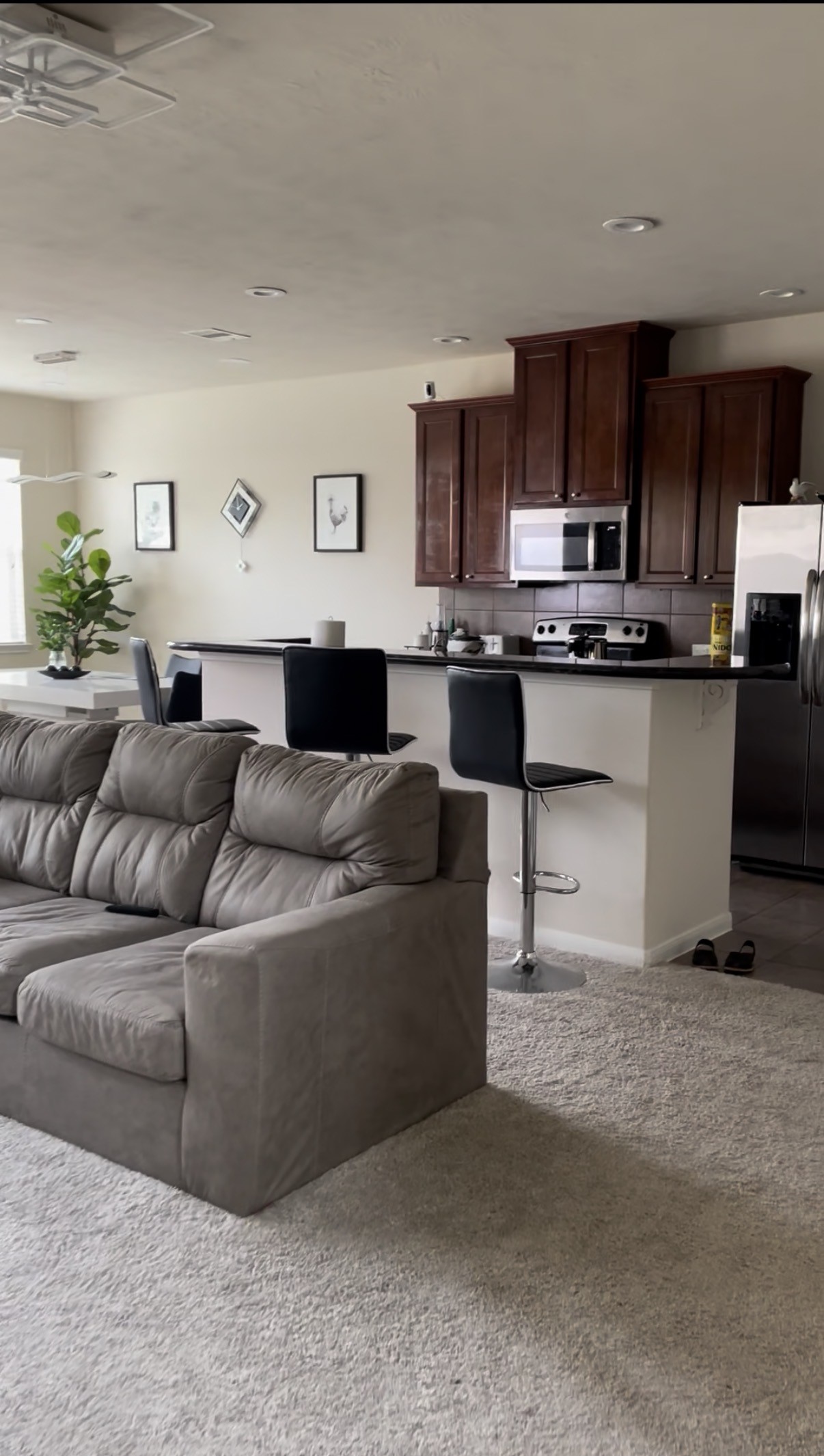 14226 Silver Hollow Lane Property Photo 2