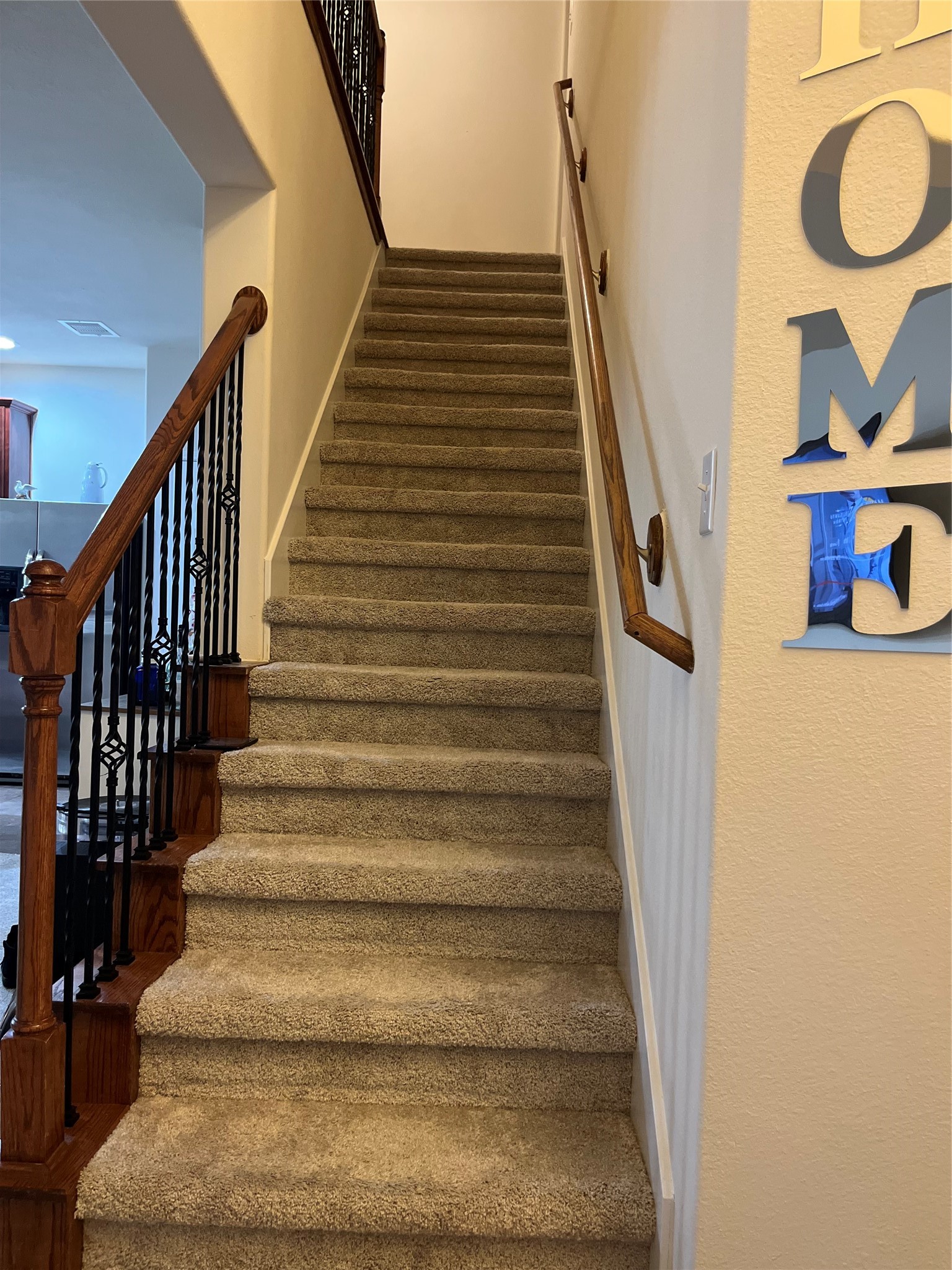 14226 Silver Hollow Lane Property Photo 8