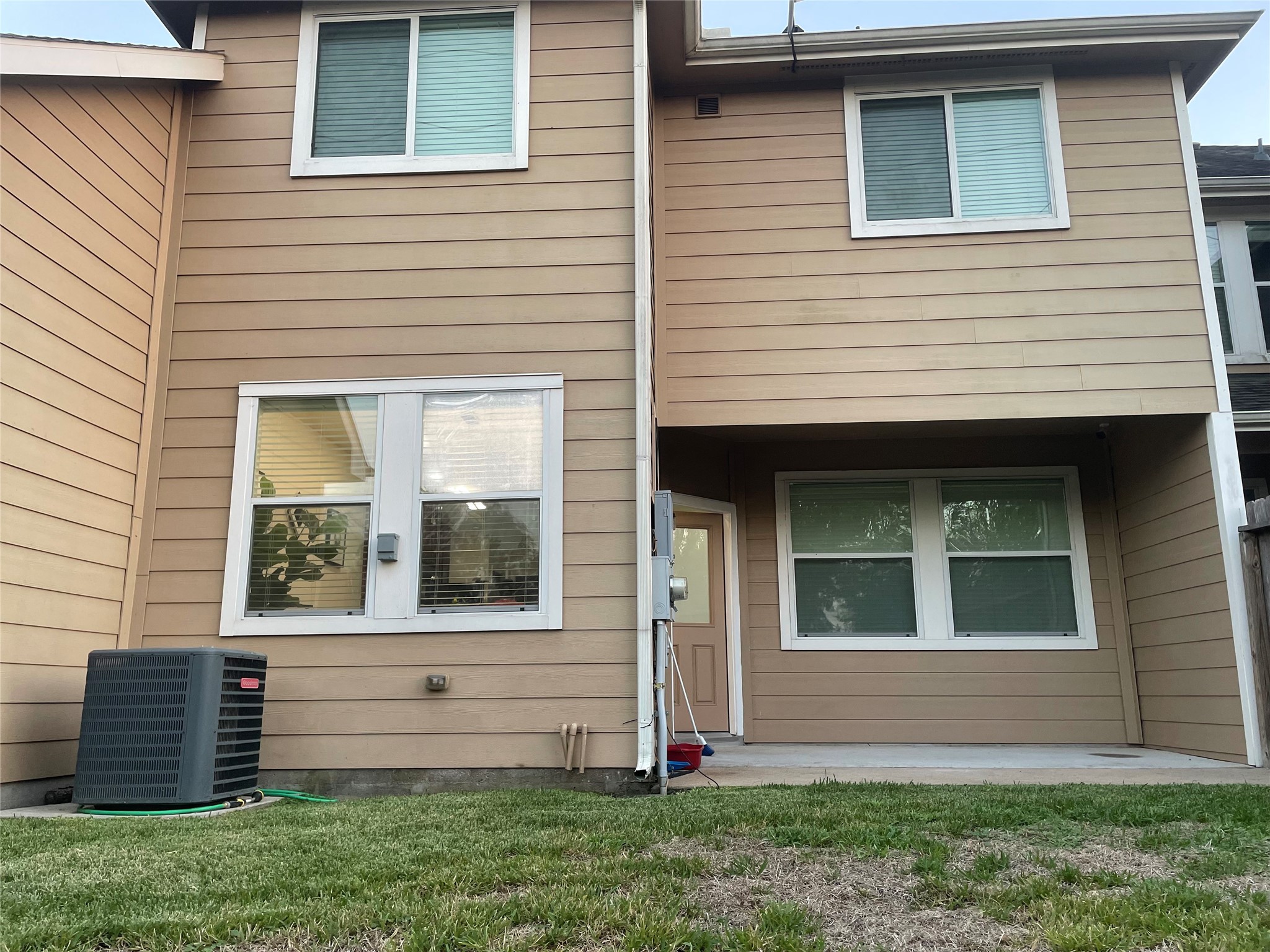 14226 Silver Hollow Lane Property Photo 9