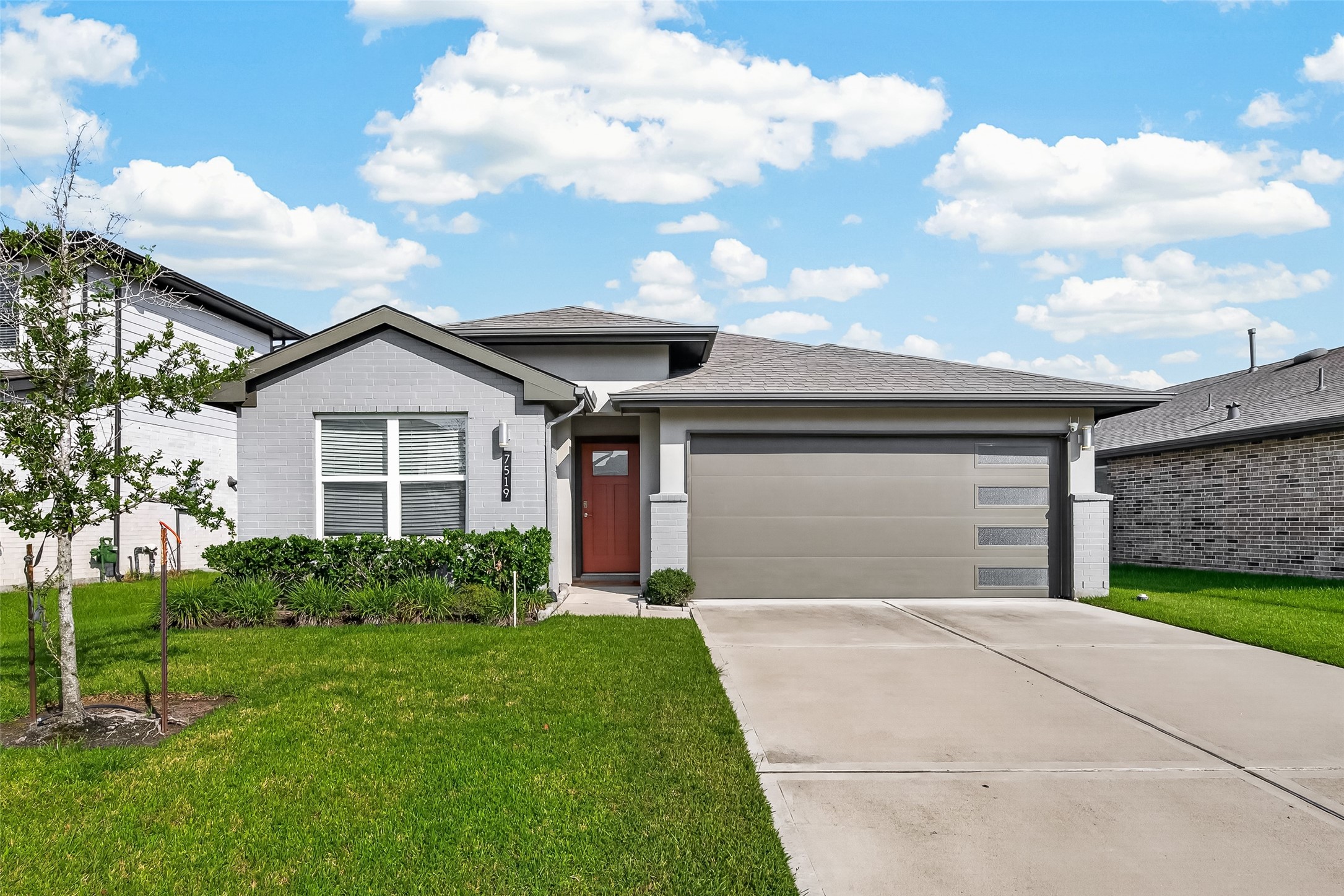 7519 Victoria Brook Trace Property Photo 1