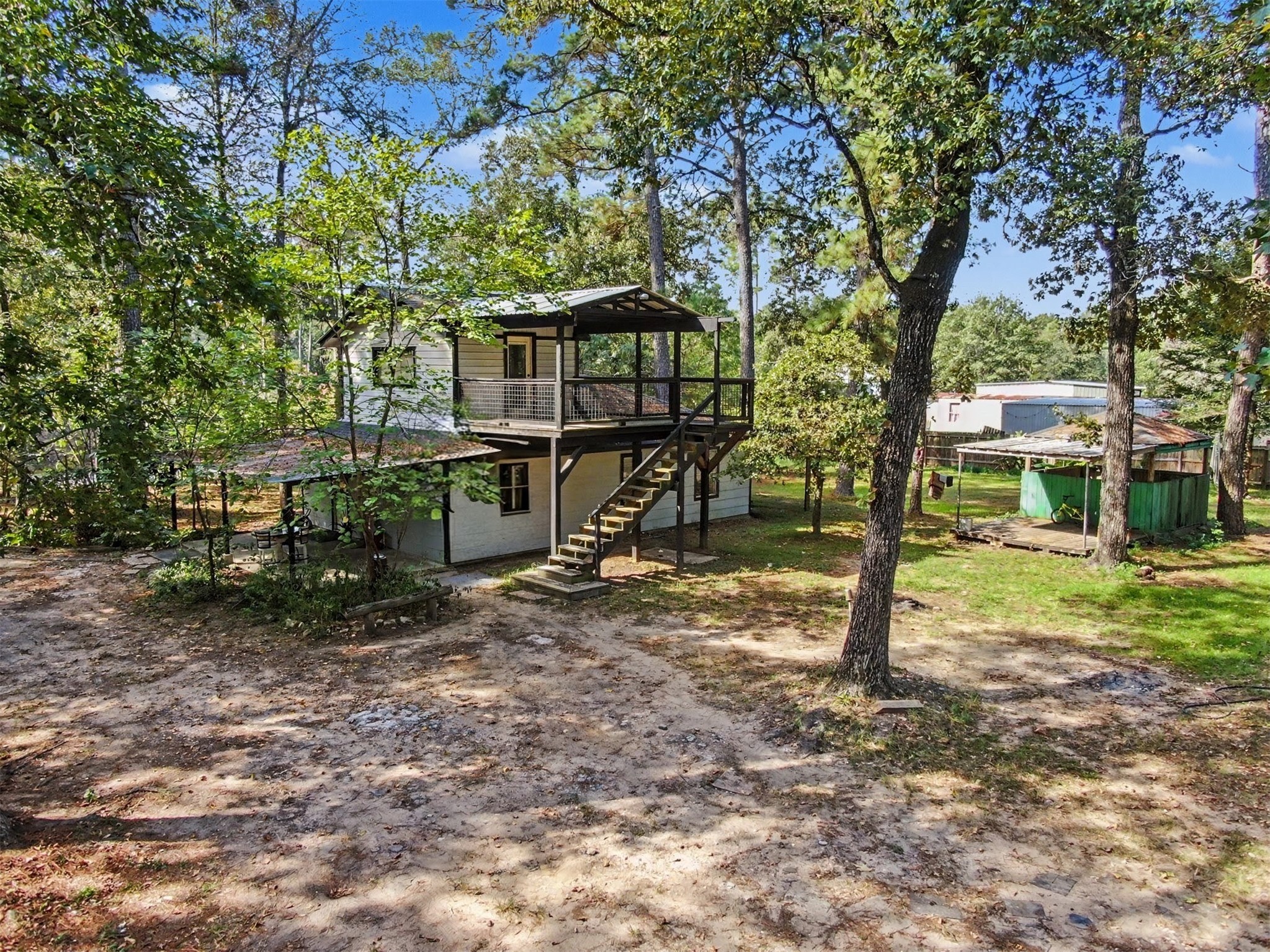 16104 Antelope Lane Property Photo 1