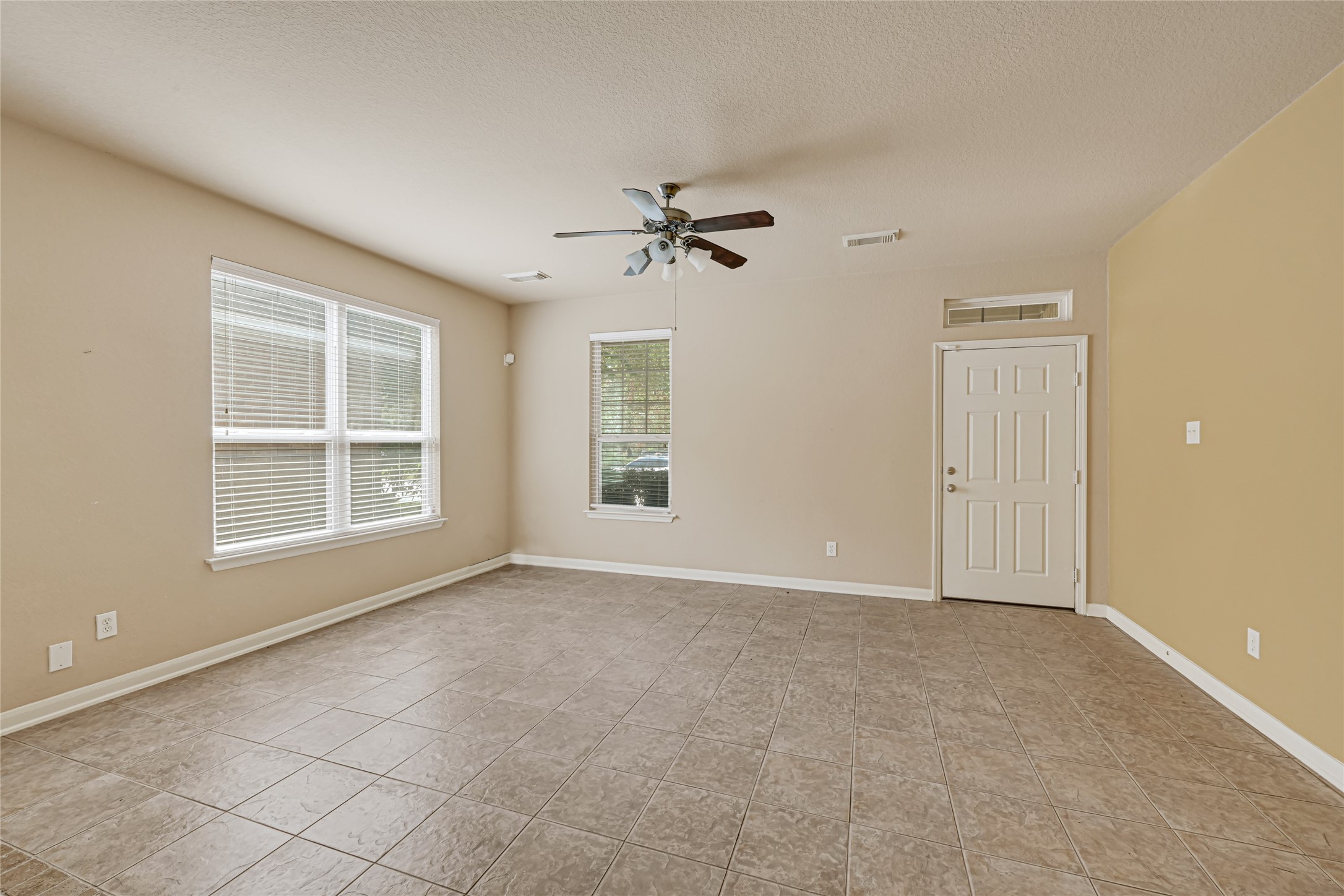 17210 Lafayette Hollow Lane Property Photo 8