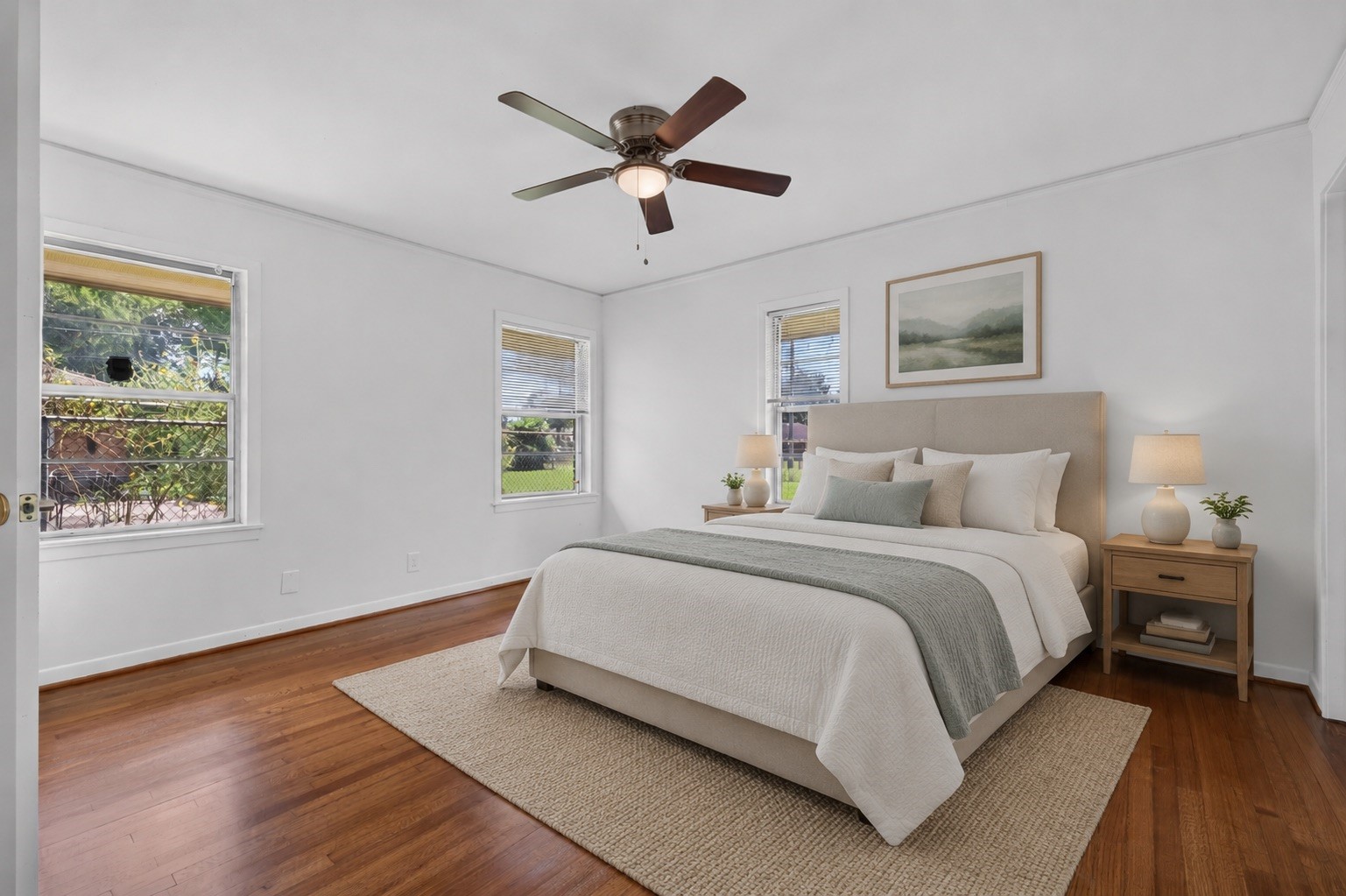 5027 Creekbend Drive Property Photo 4