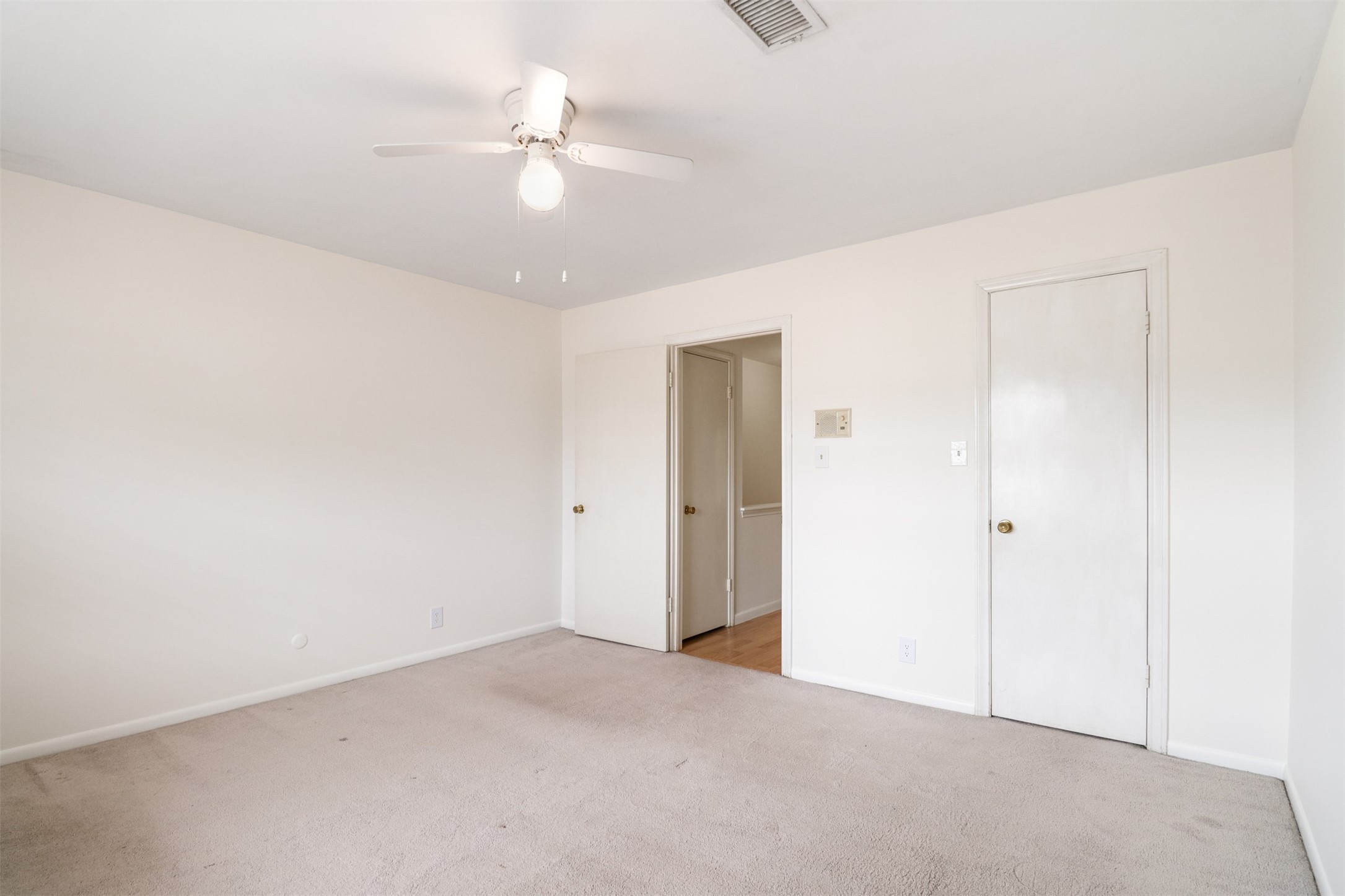 6332 Chevy Chase Drive 16 Property Photo 16