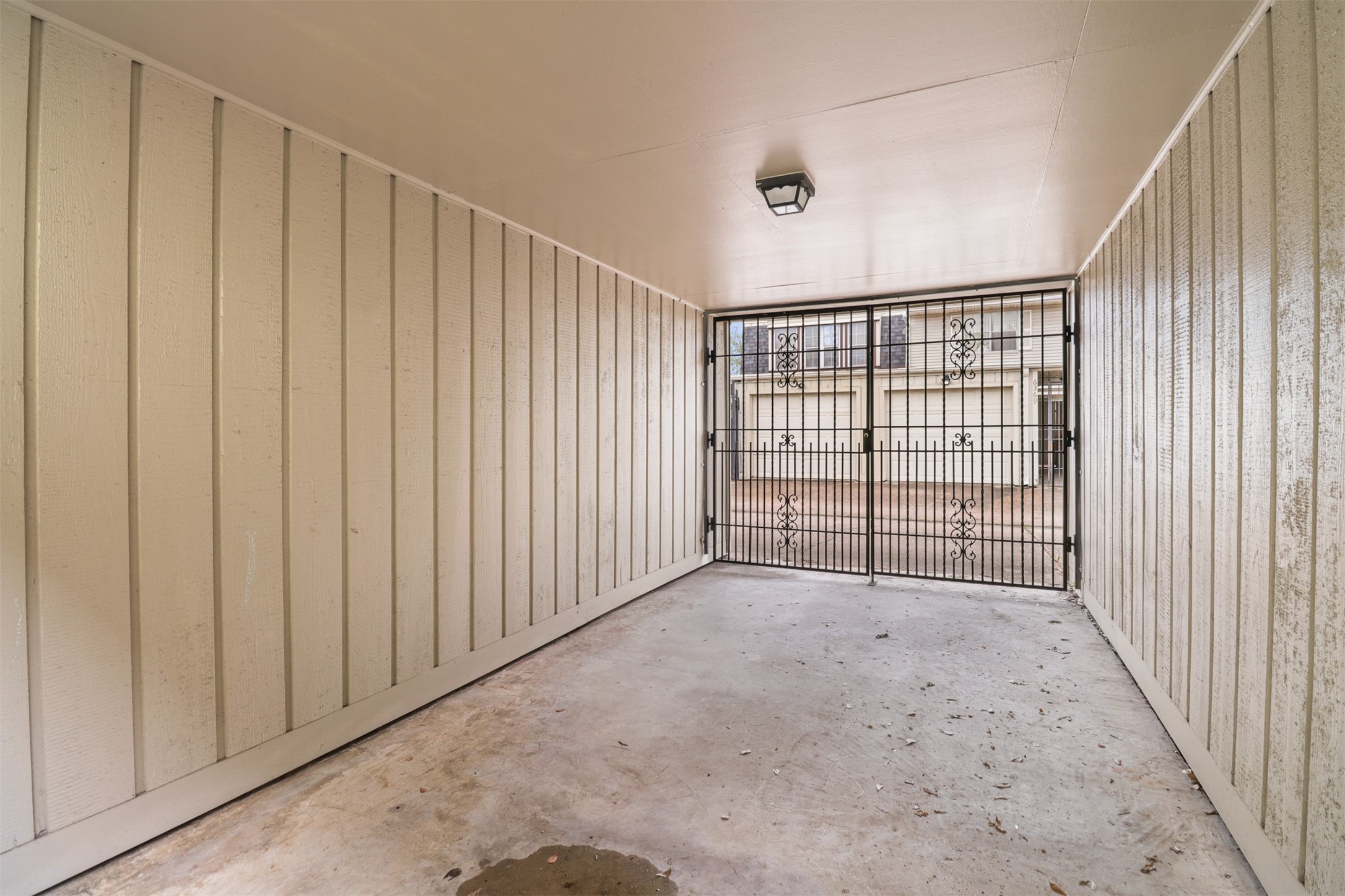 6332 Chevy Chase Drive 16 Property Photo 21