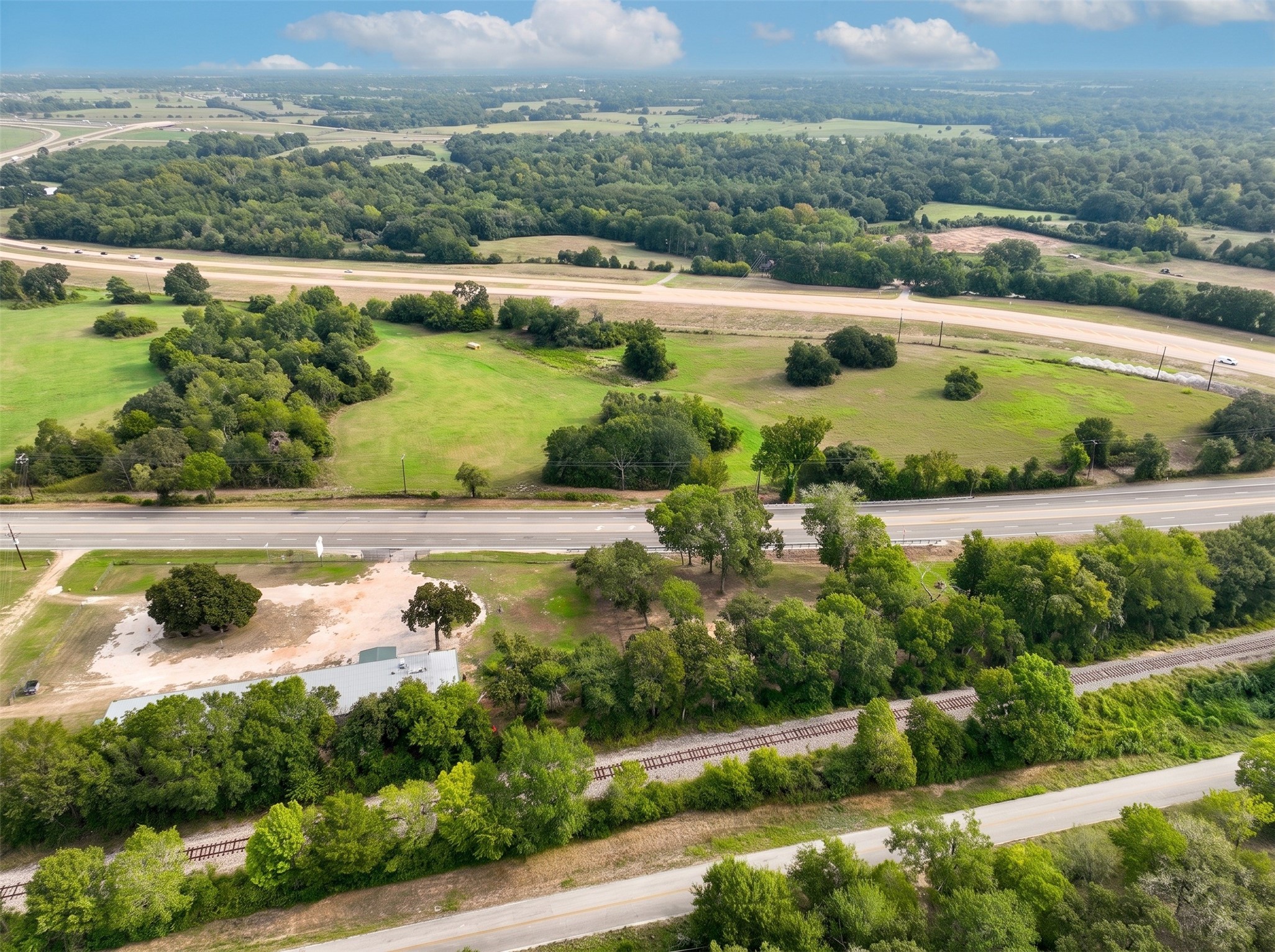 47921 Highway 290 Bus Property Photo 7