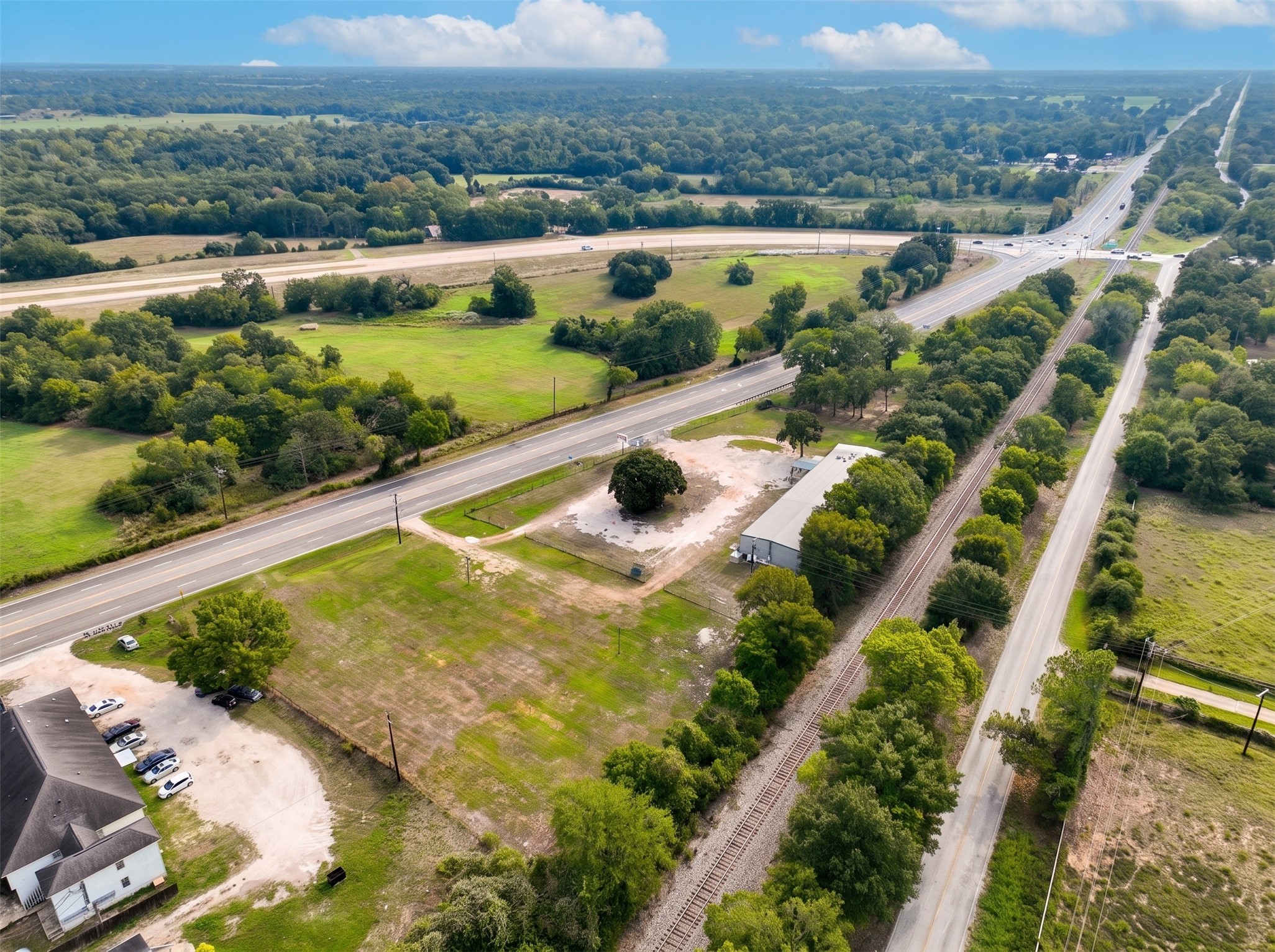 47921 Highway 290 Bus Property Photo 8