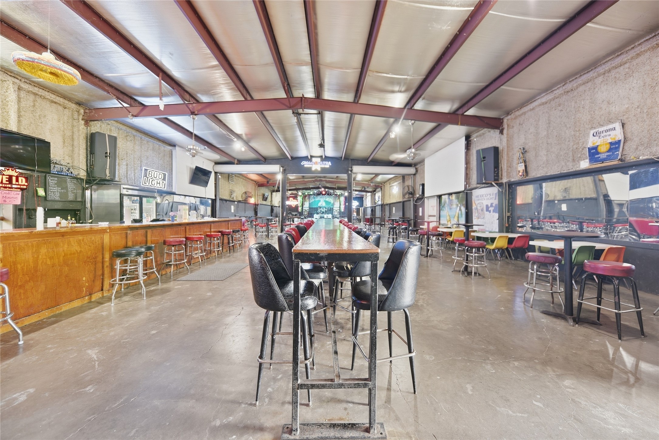 47921 Highway 290 Bus Property Photo 10