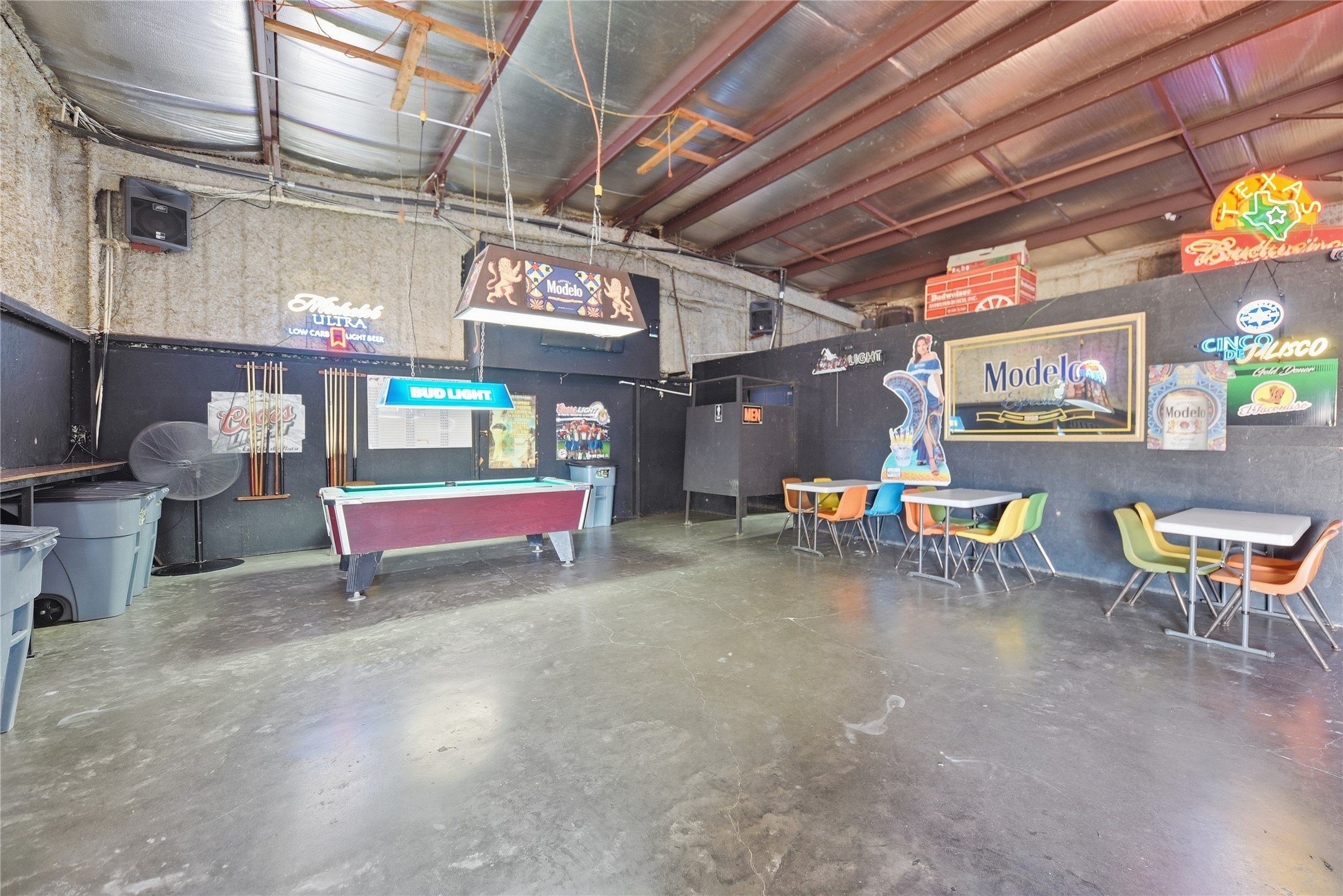 47921 Highway 290 Bus Property Photo 22