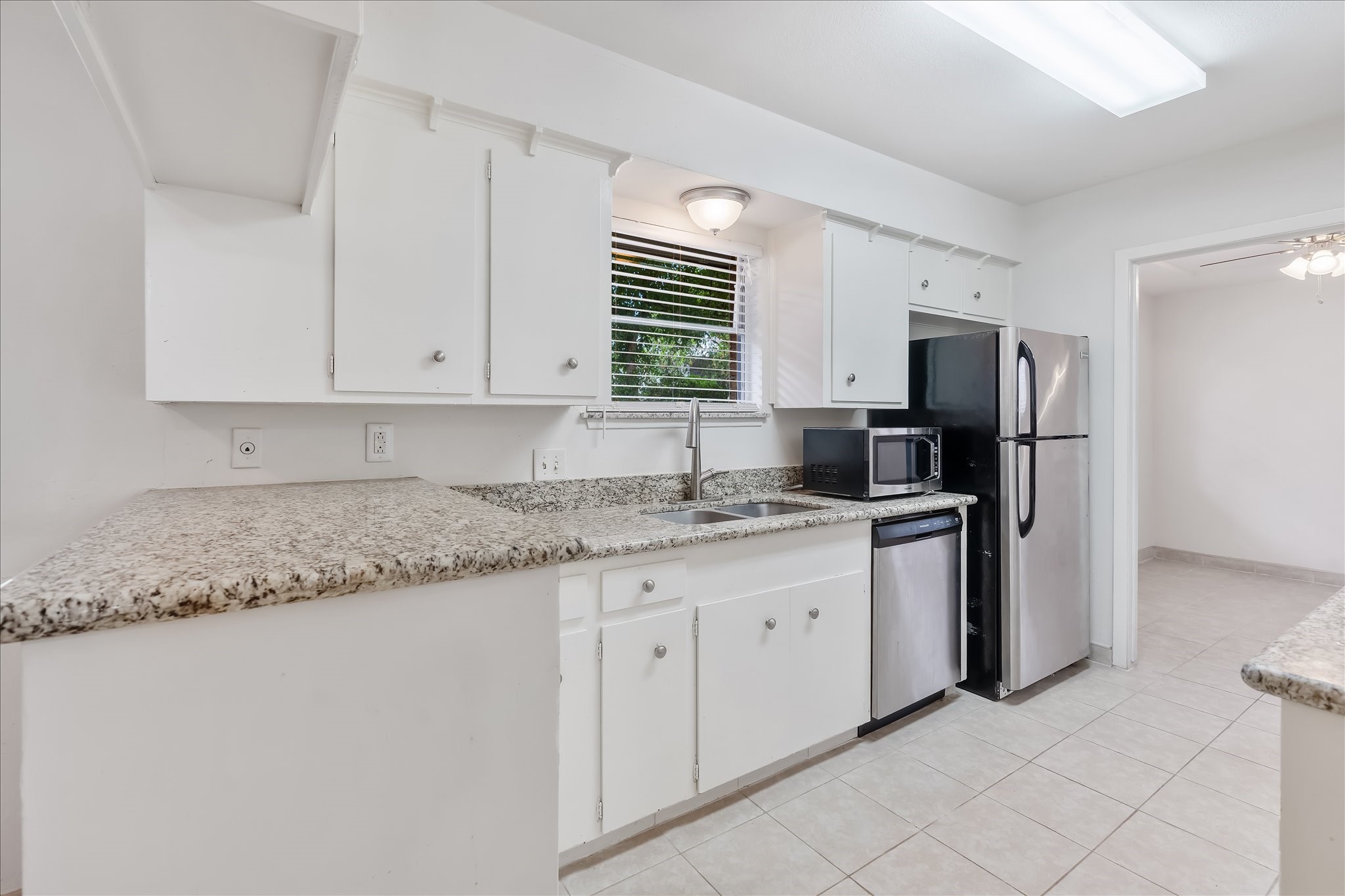 2303 Willowby Property Photo 8