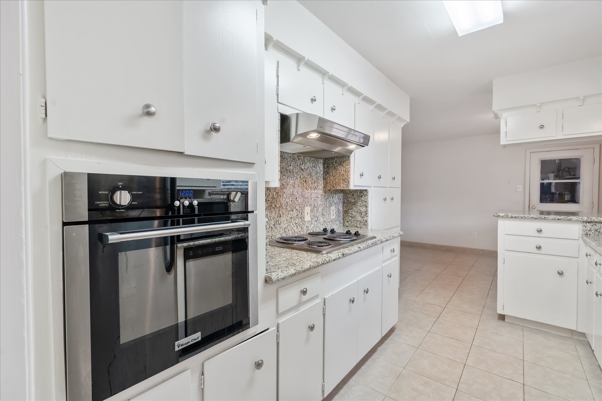 2303 Willowby Property Photo 9