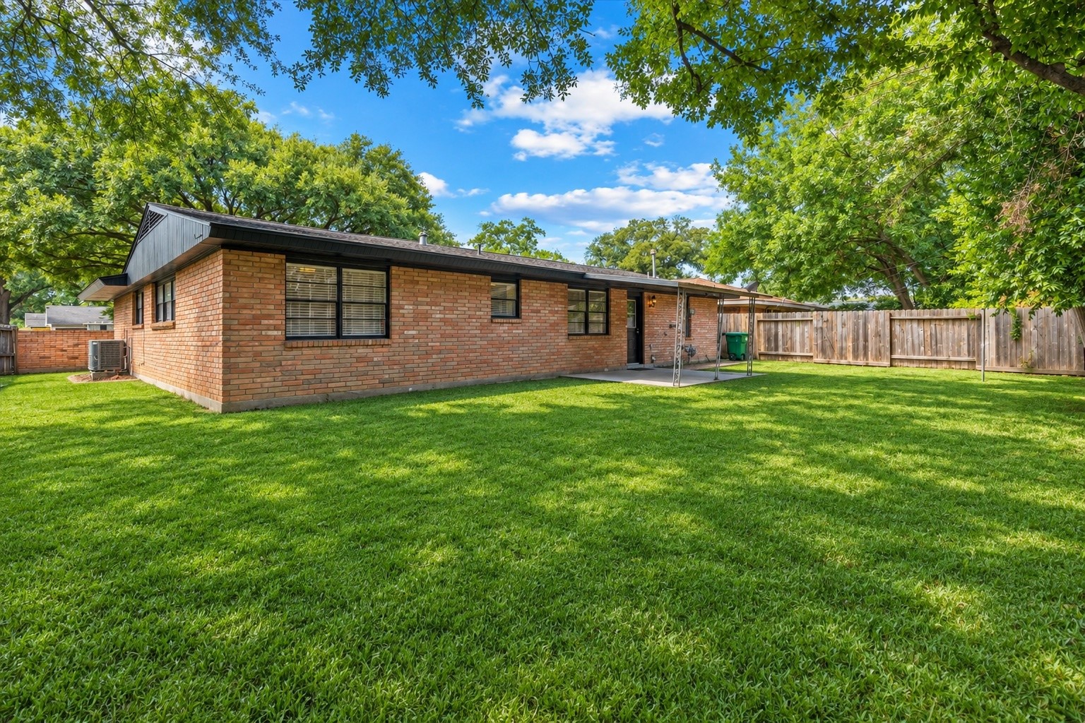 2303 Willowby Property Photo 25