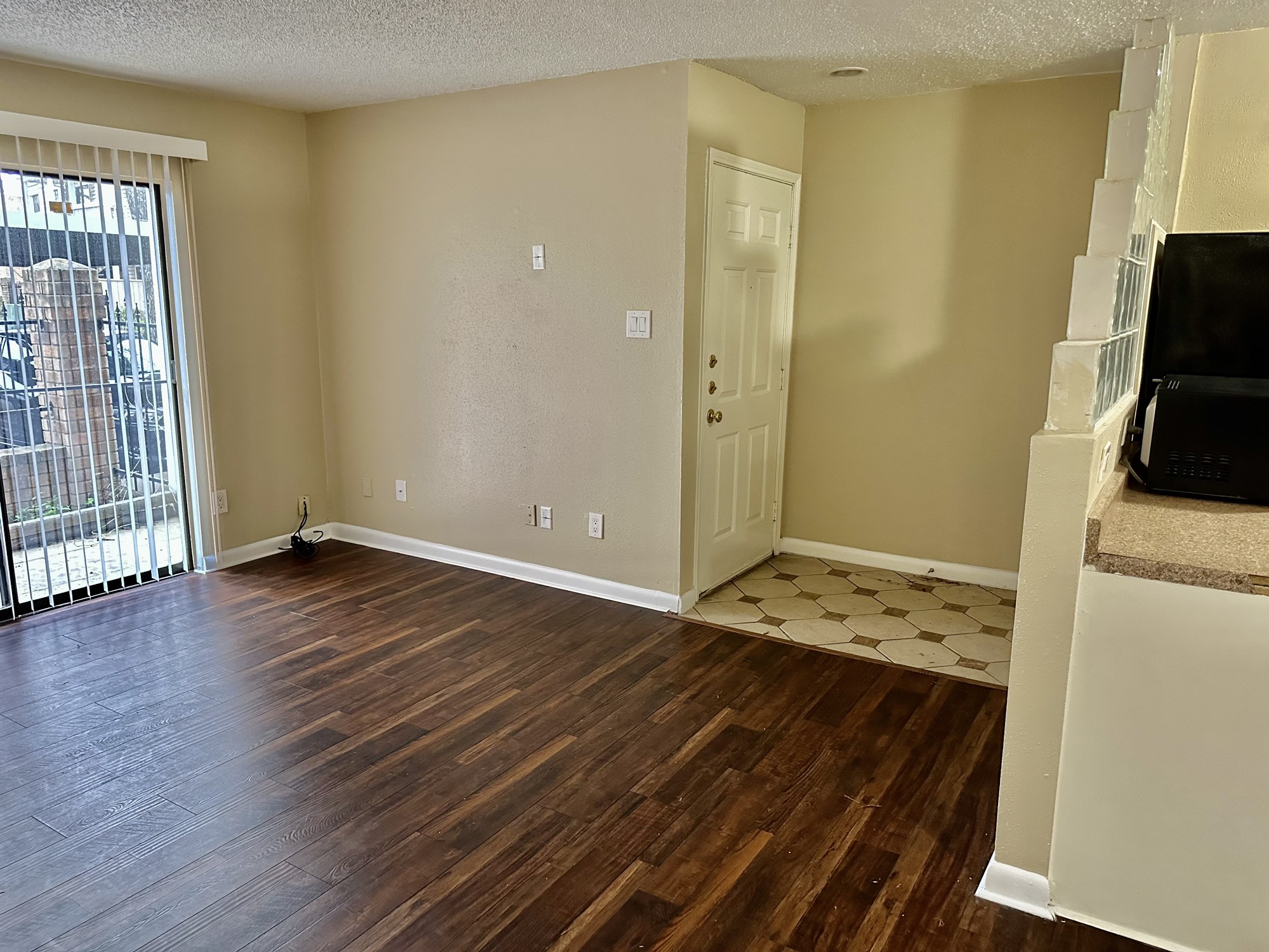 2750 Holly Hall Street 703 Property Photo 2