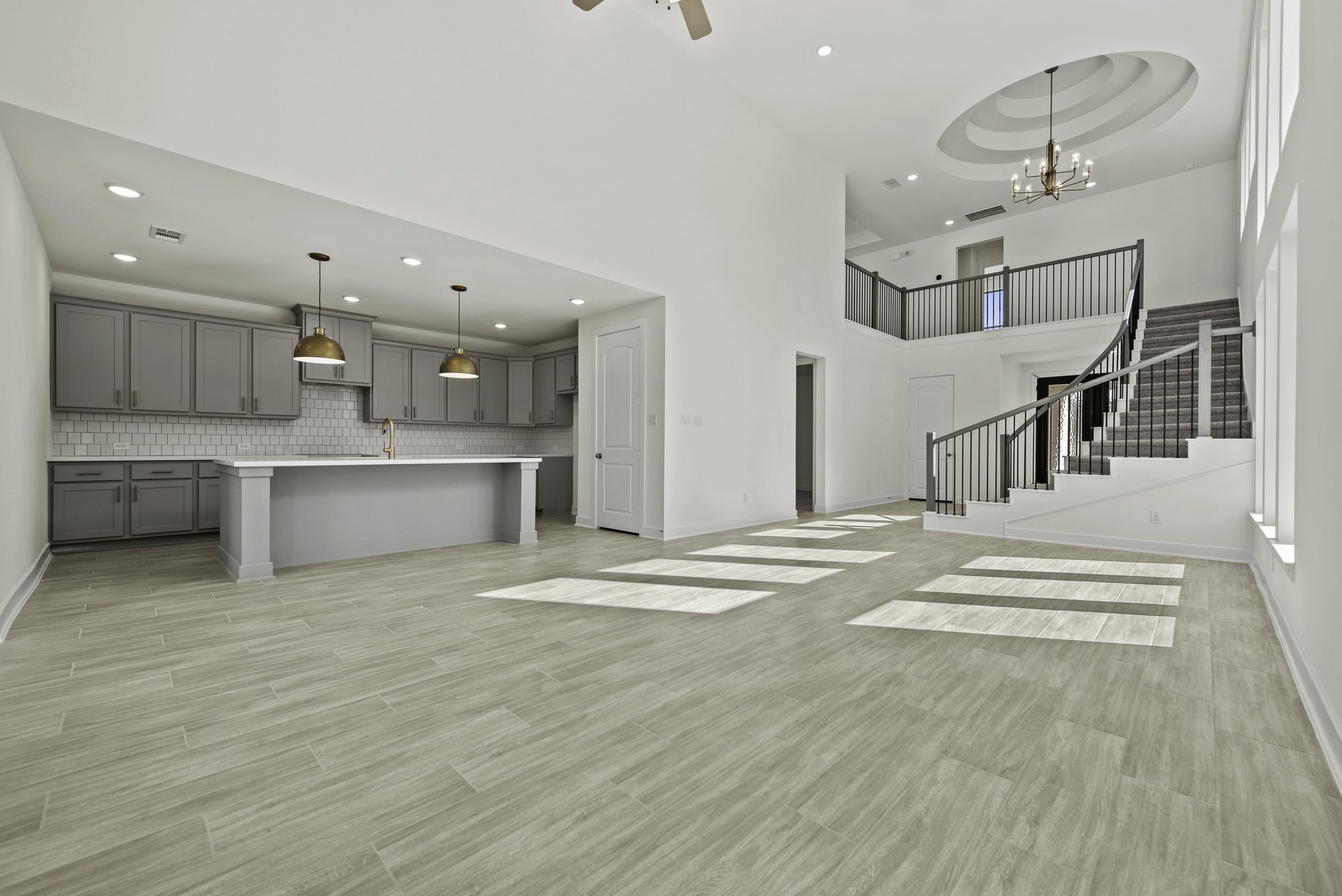 7819 Clover Gully Lane Property Photo 3