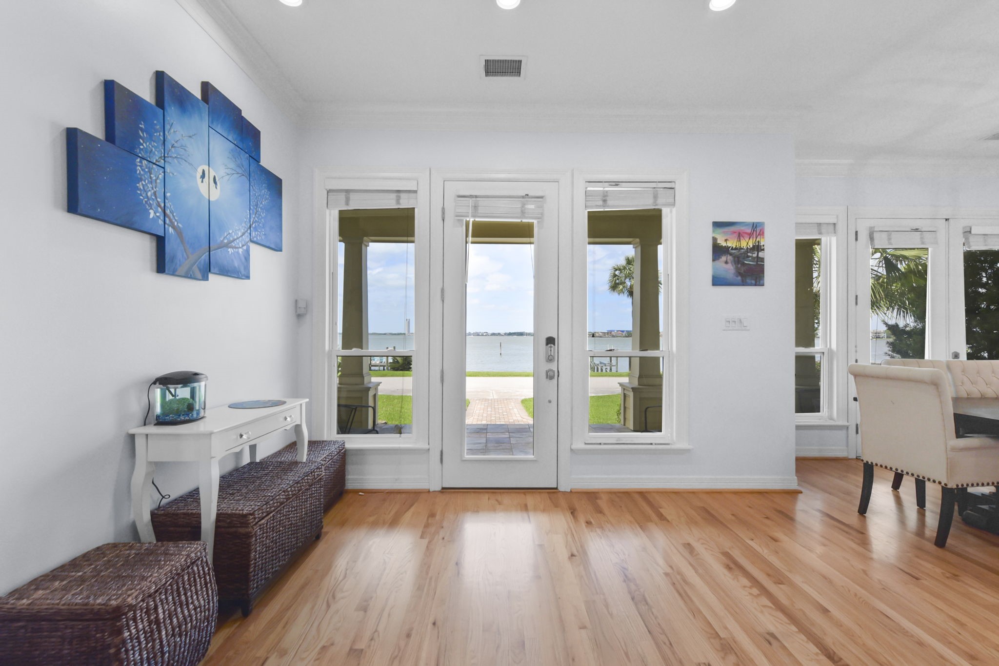 1207 N Shore Drive Property Photo 9