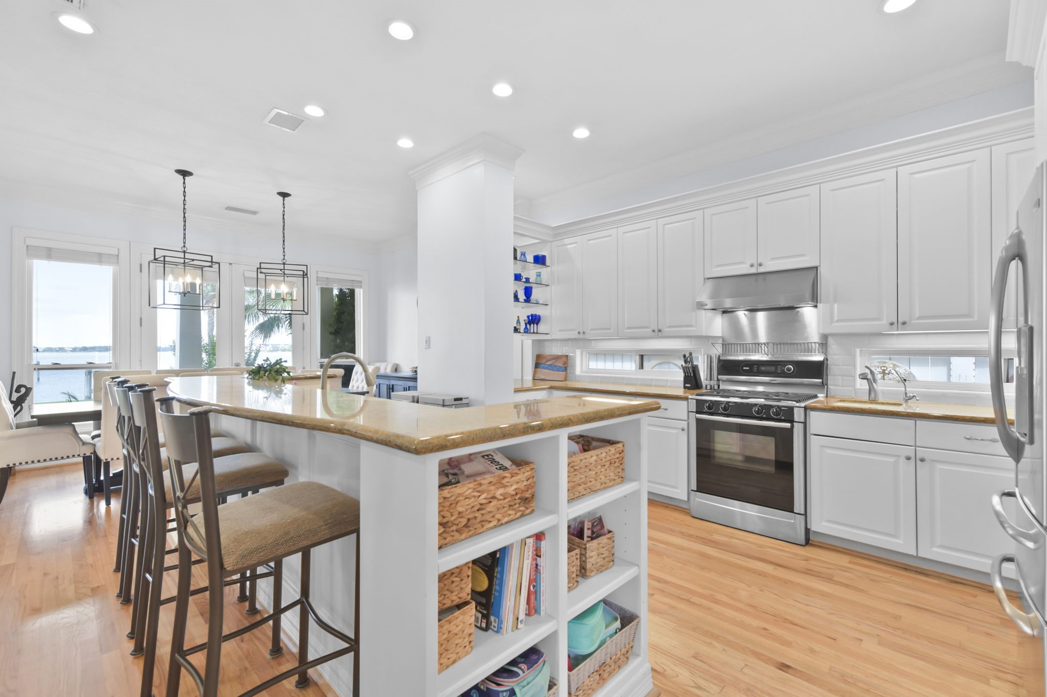 1207 N Shore Drive Property Photo 18