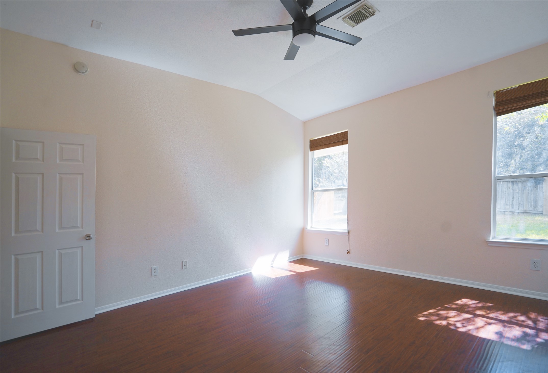 6415 Richland Hills Drive Property Photo 19