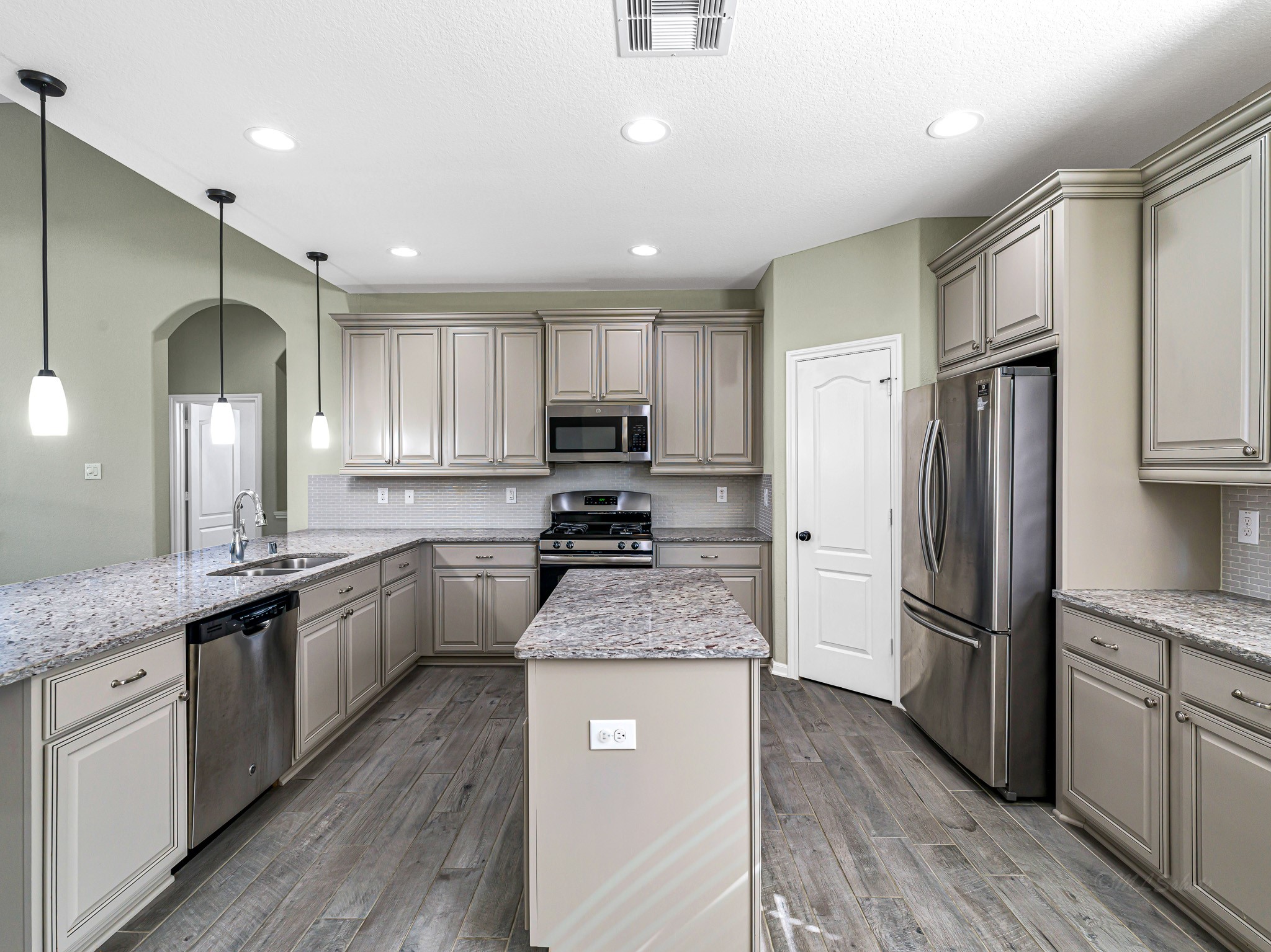 25006 Blue Mountain Park Lane Property Photo 13