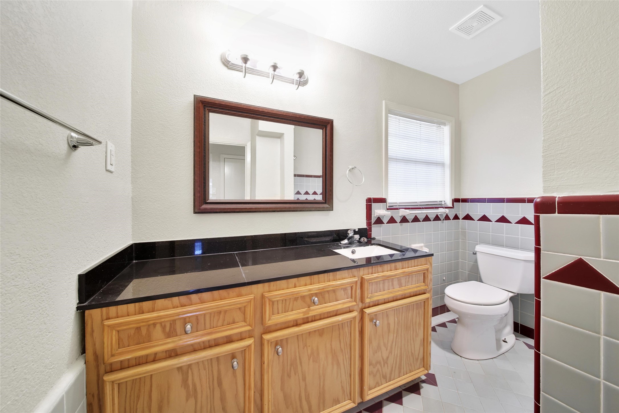 3315 S Braeswood Boulevard Property Photo 20