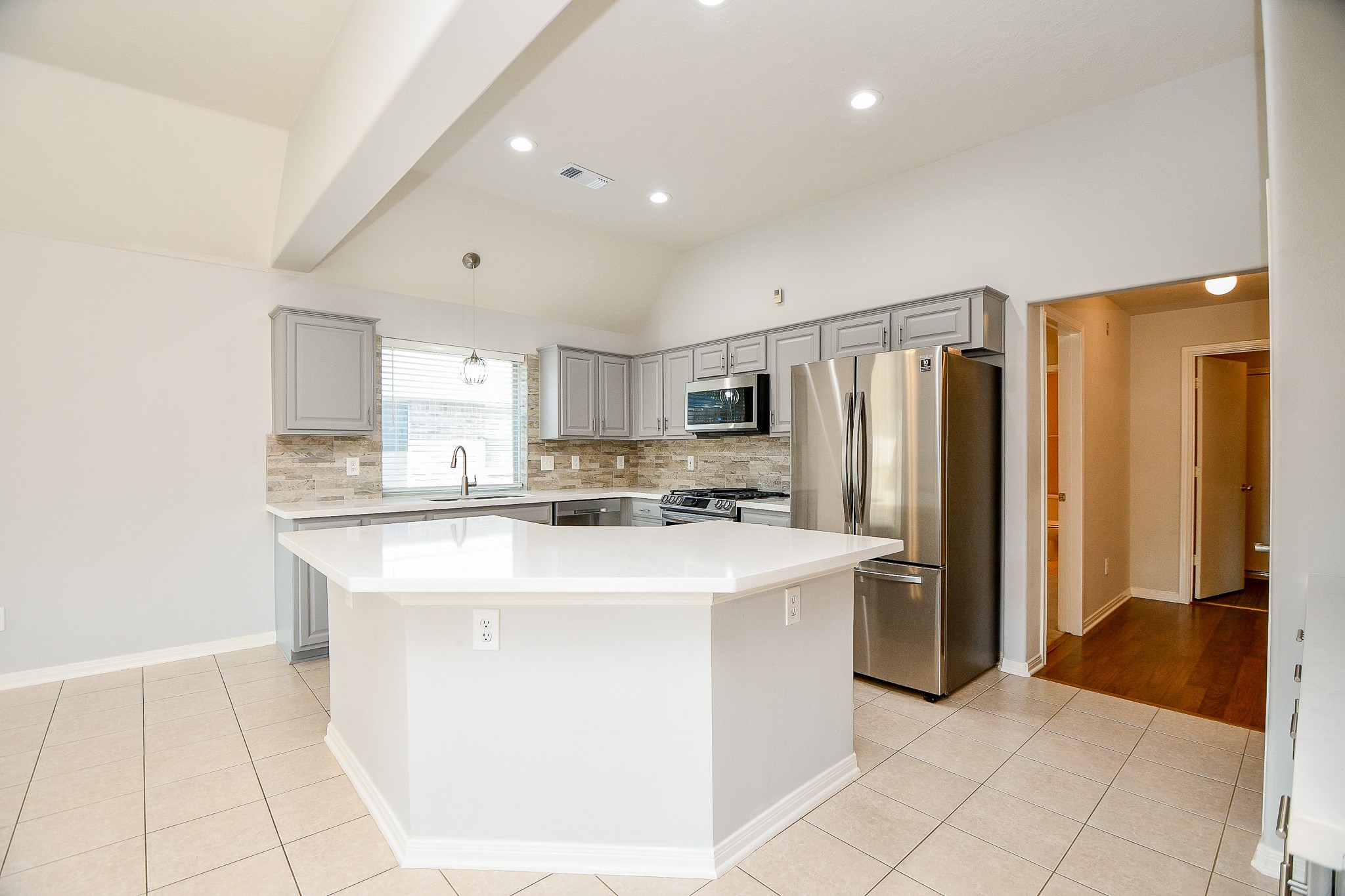 1816 Oak Lodge Drive Property Photo 9