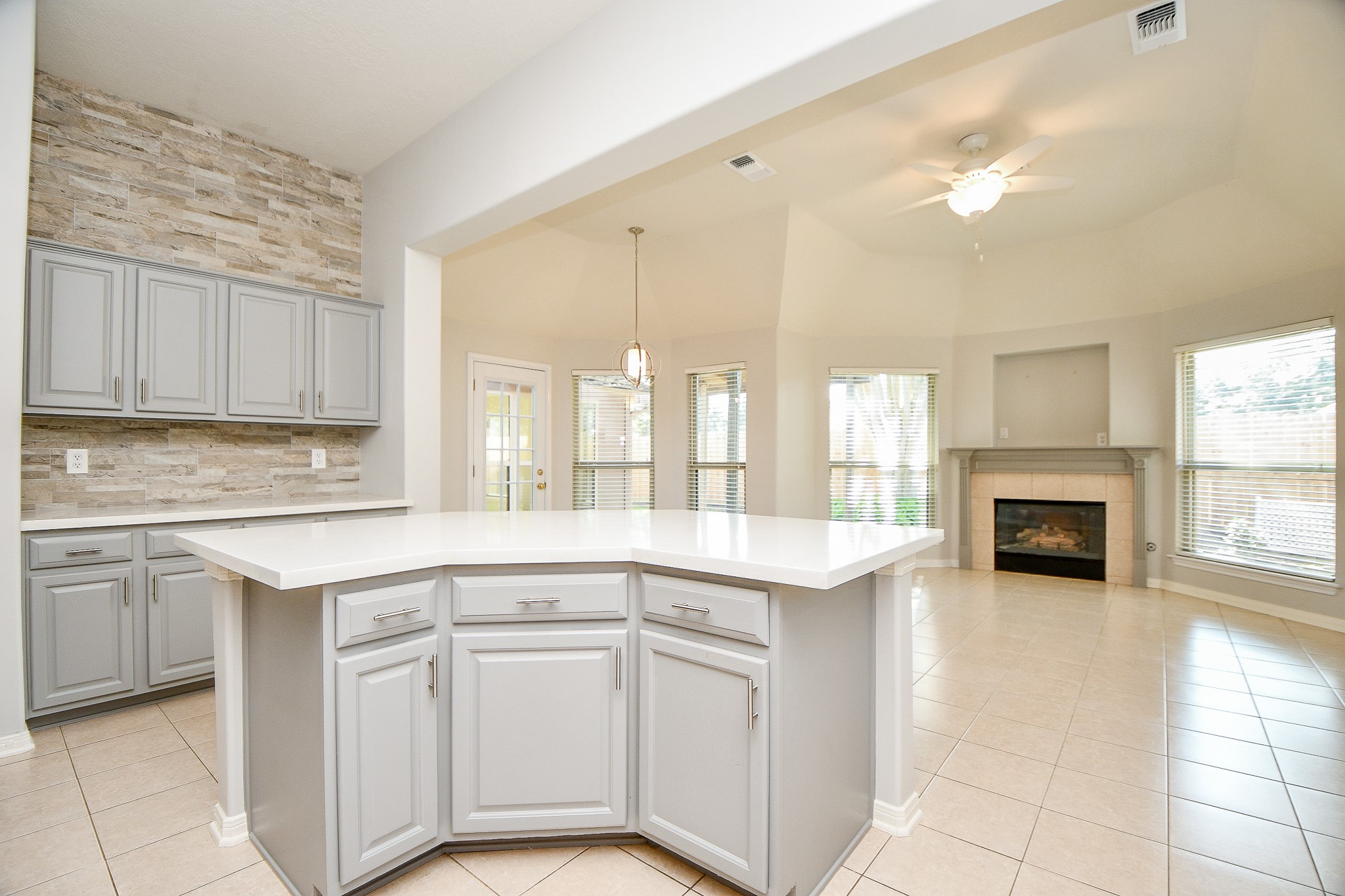 1816 Oak Lodge Drive Property Photo 11