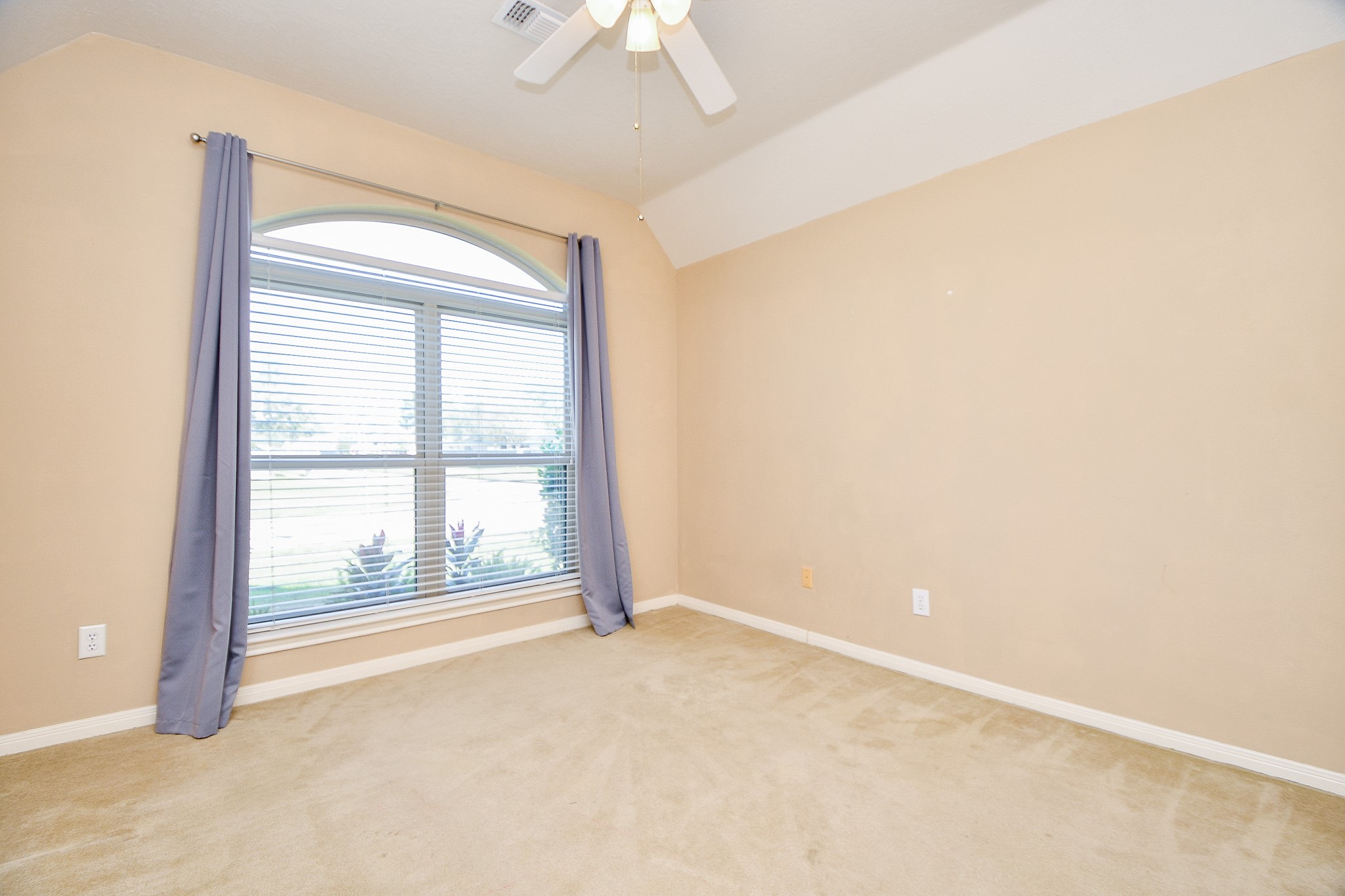1816 Oak Lodge Drive Property Photo 19