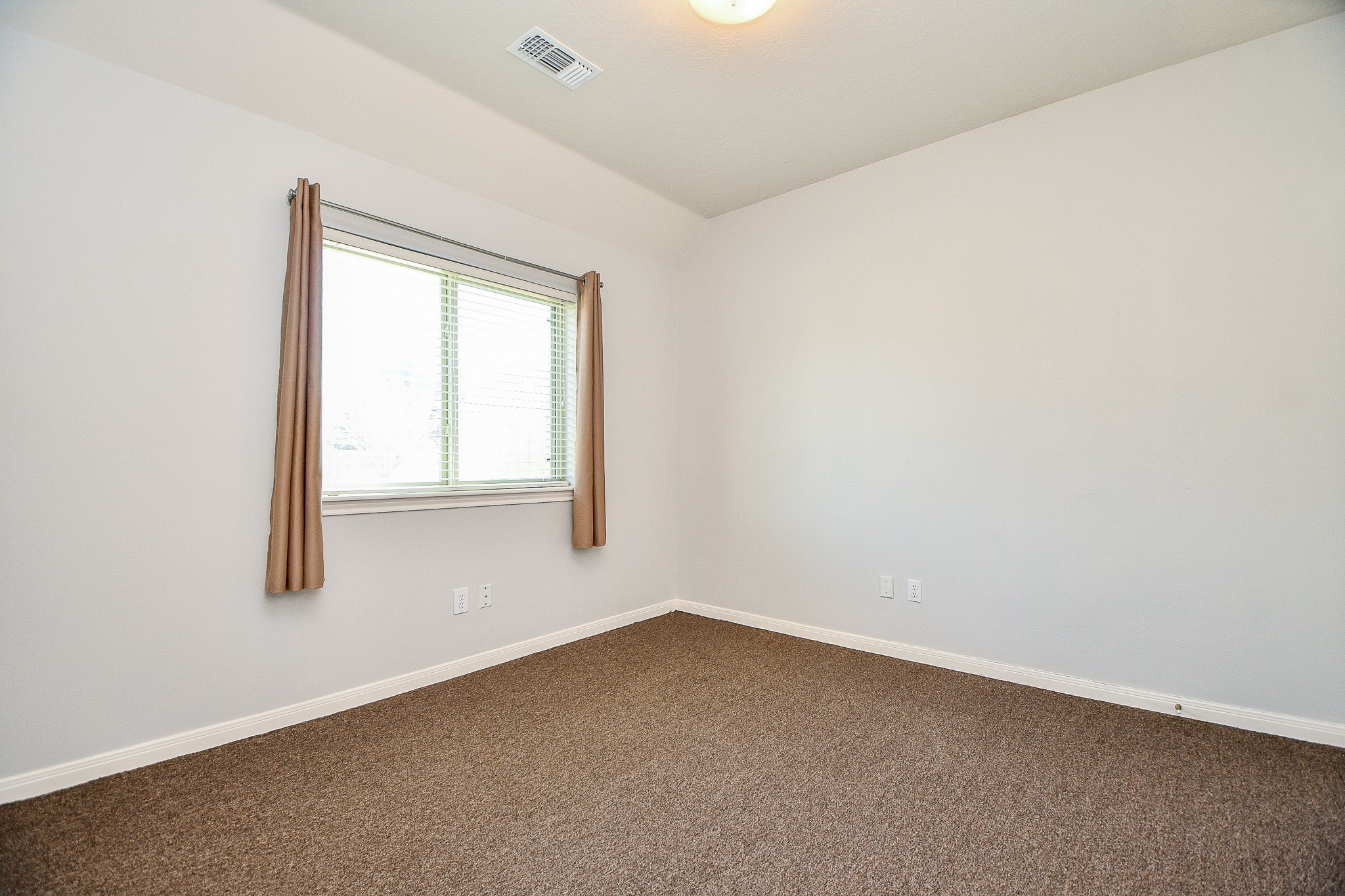 1816 Oak Lodge Drive Property Photo 21
