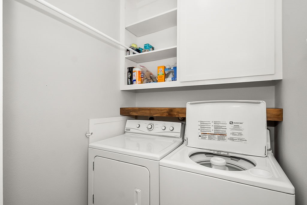 1121 W 17th Street B Property Photo 13