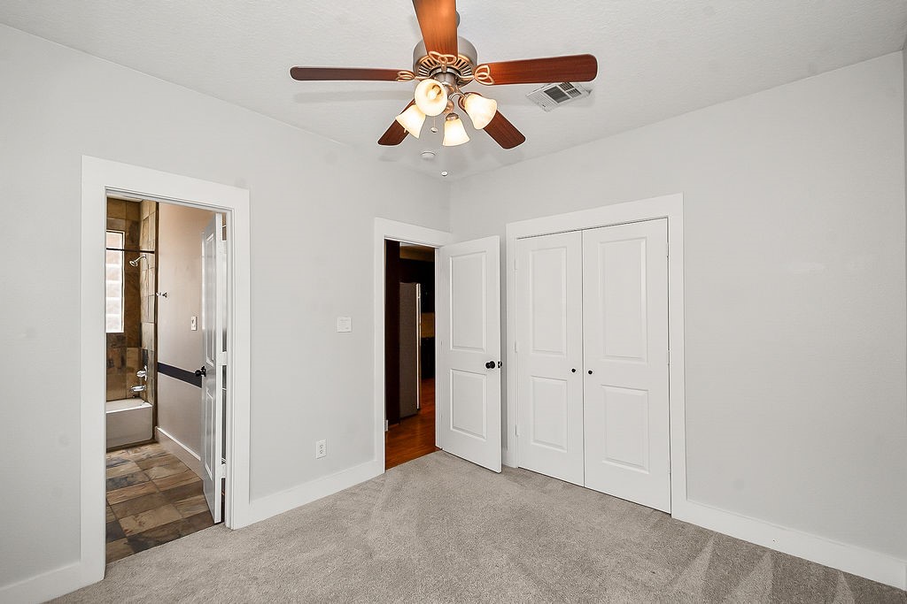 1121 W 17th Street B Property Photo 15