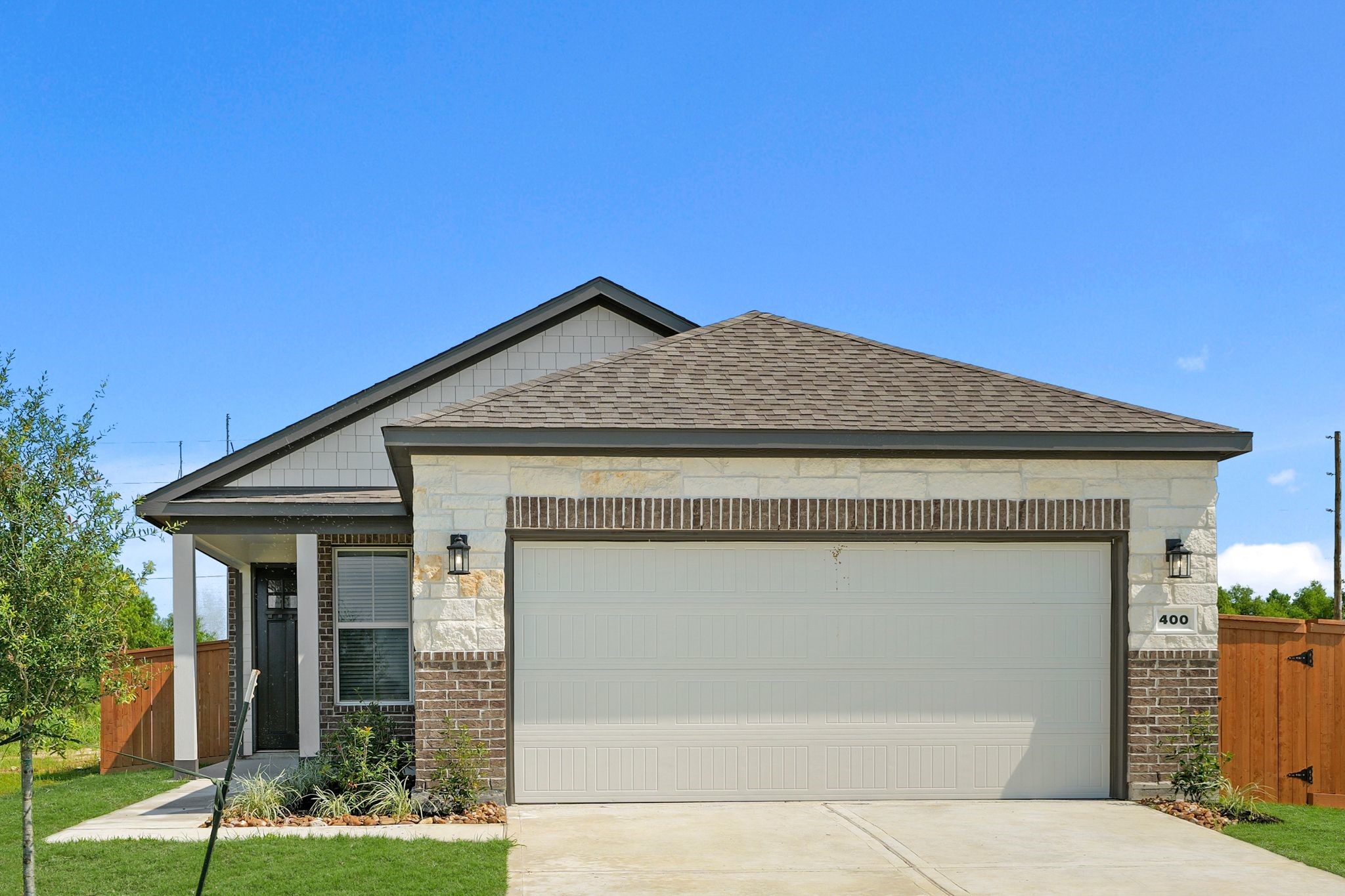 400 Long Branch Drive Property Photo 1