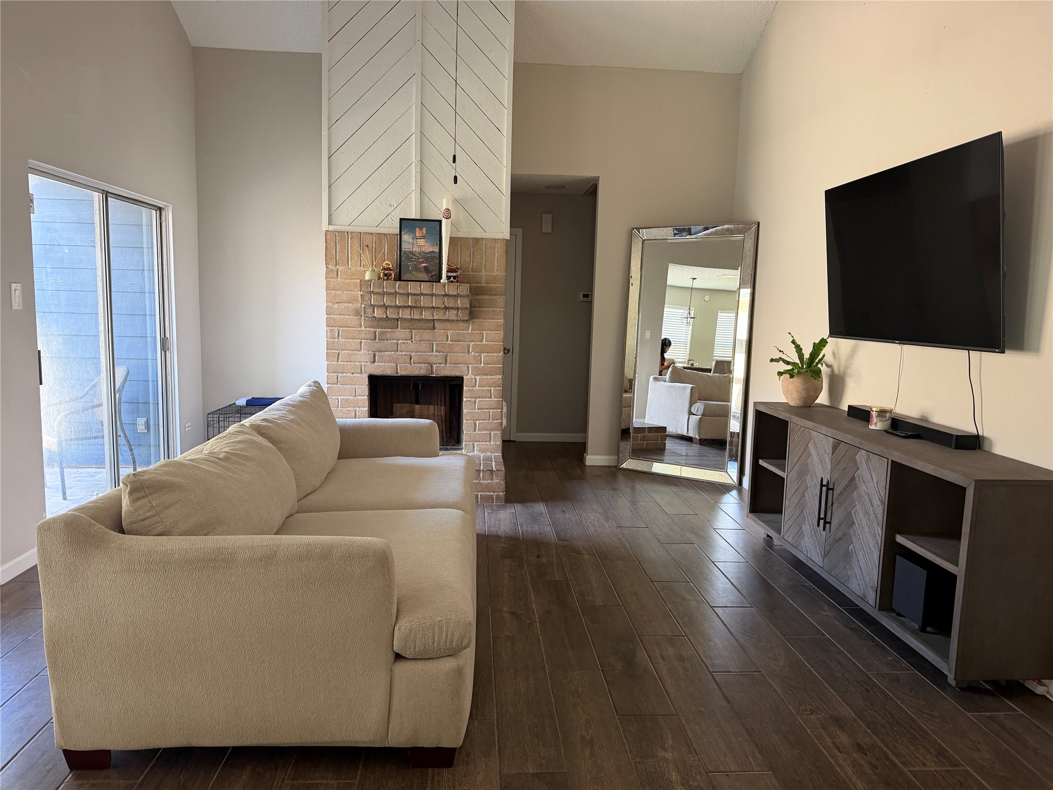 4430 Hawk Meadow Drive Property Photo 7