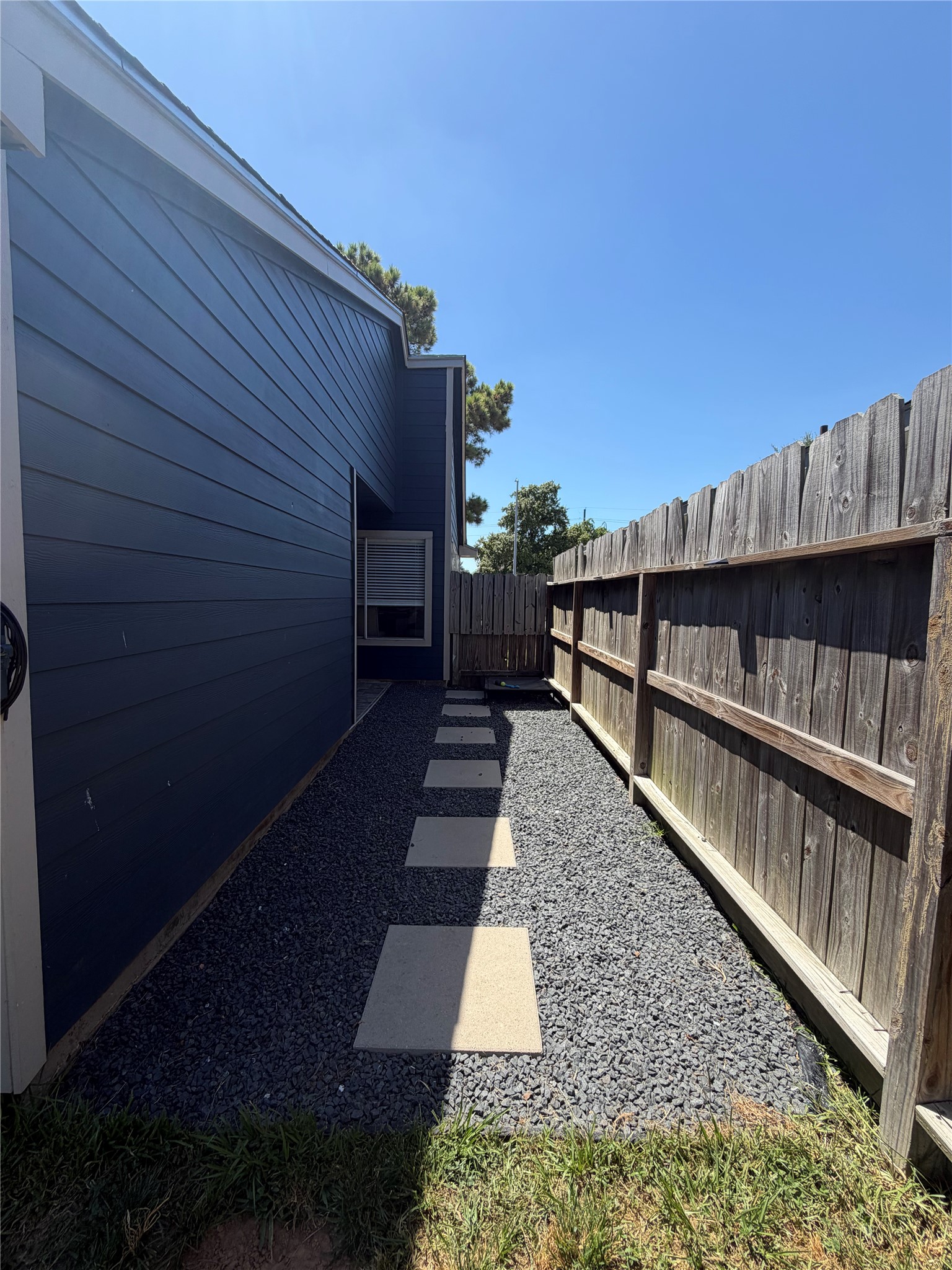 4430 Hawk Meadow Drive Property Photo 8