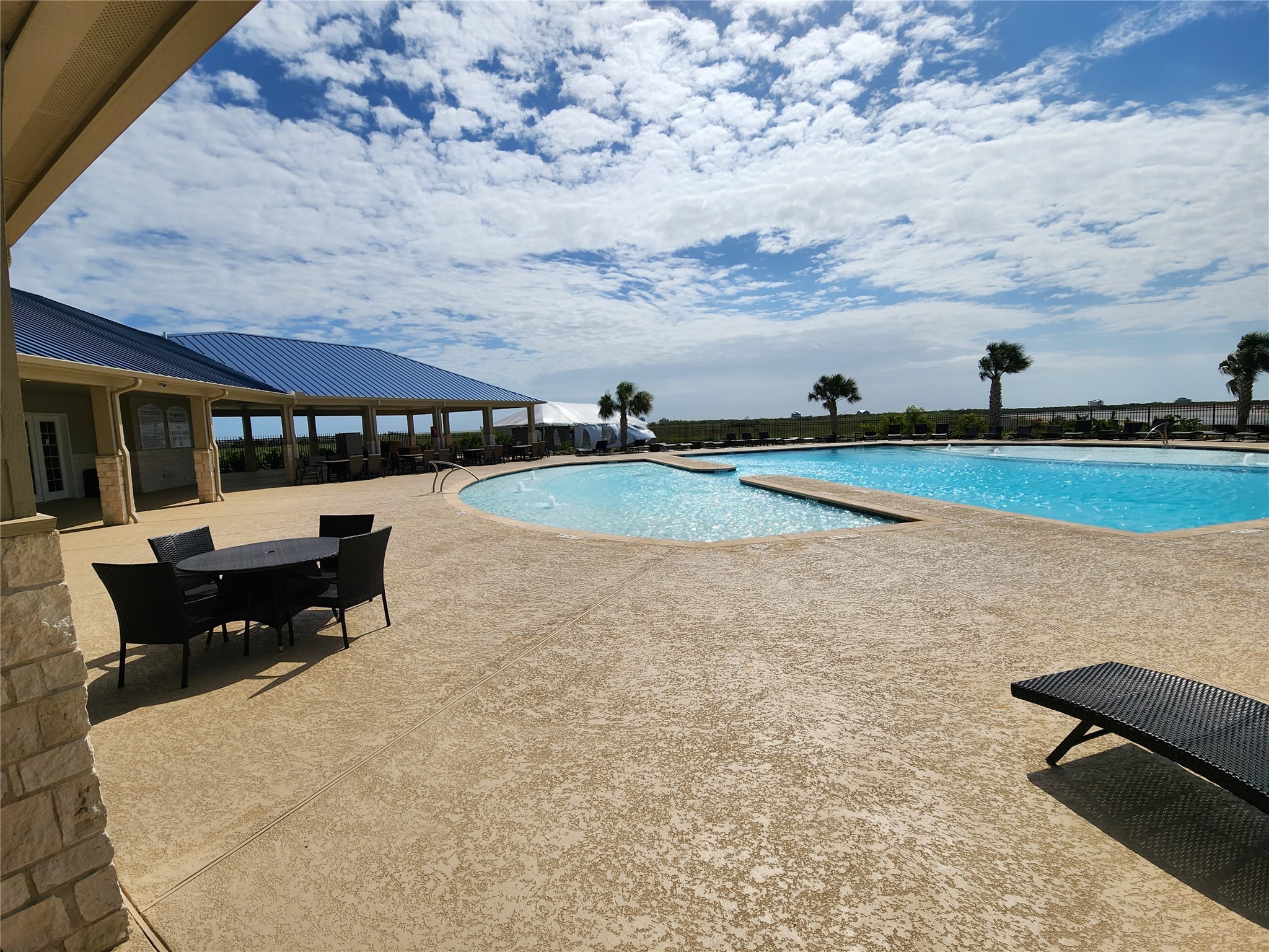3426 Beachside Drive Property Photo 6