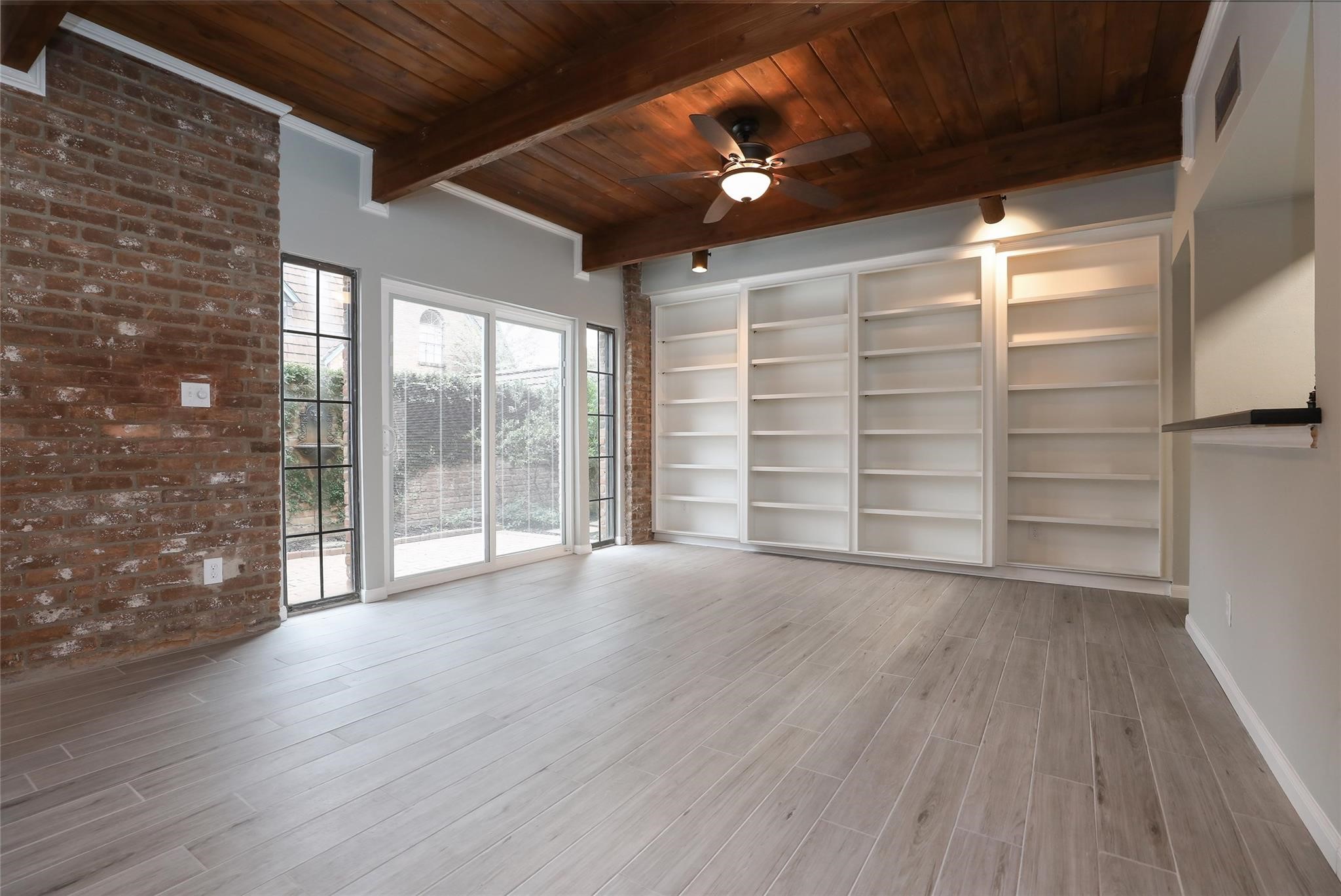 5370 Brownway Street D33 Property Photo 5