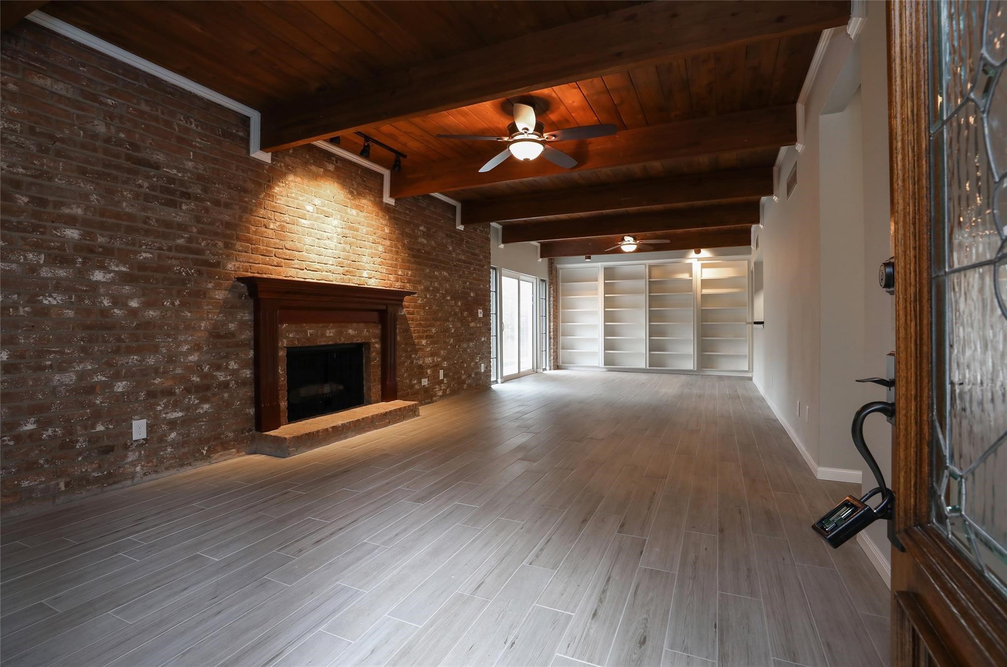 5370 Brownway Street D33 Property Photo 7