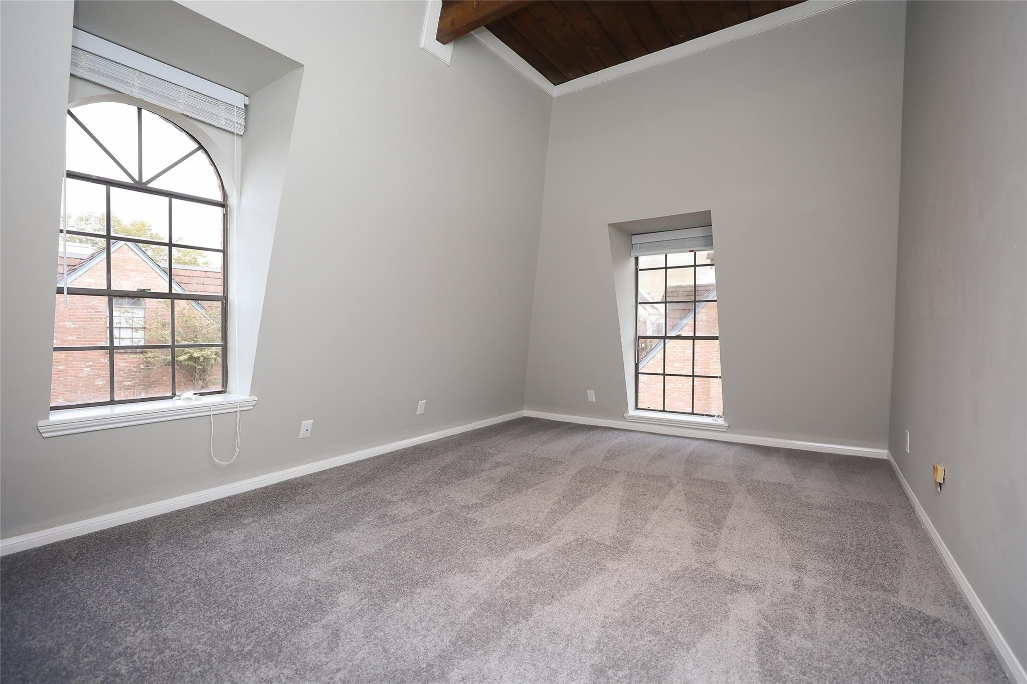 5370 Brownway Street D33 Property Photo 23