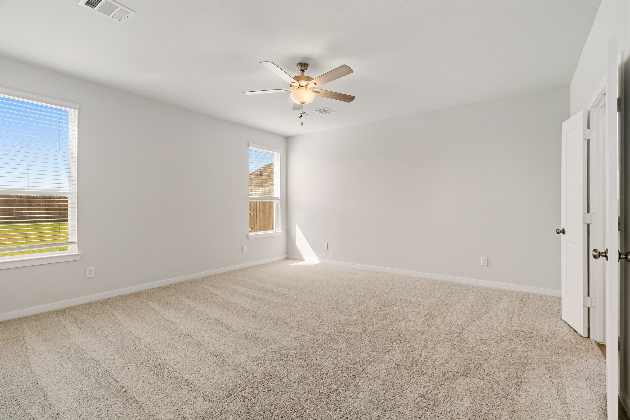 32403 Slender Spreadwing Drive Property Photo 14
