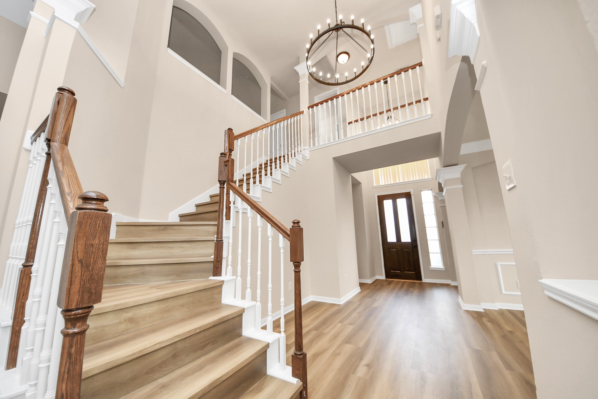 11918 Helene Court Property Photo 5