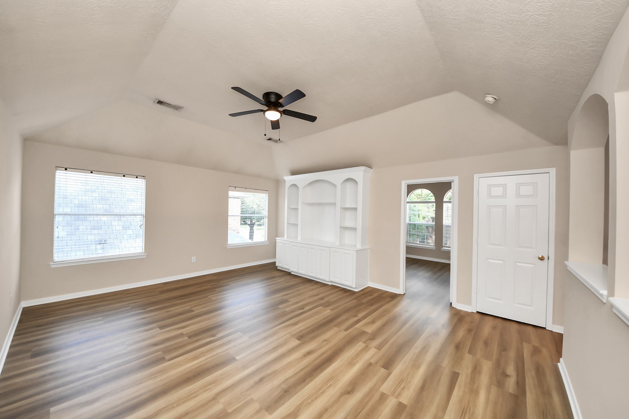 11918 Helene Court Property Photo 35