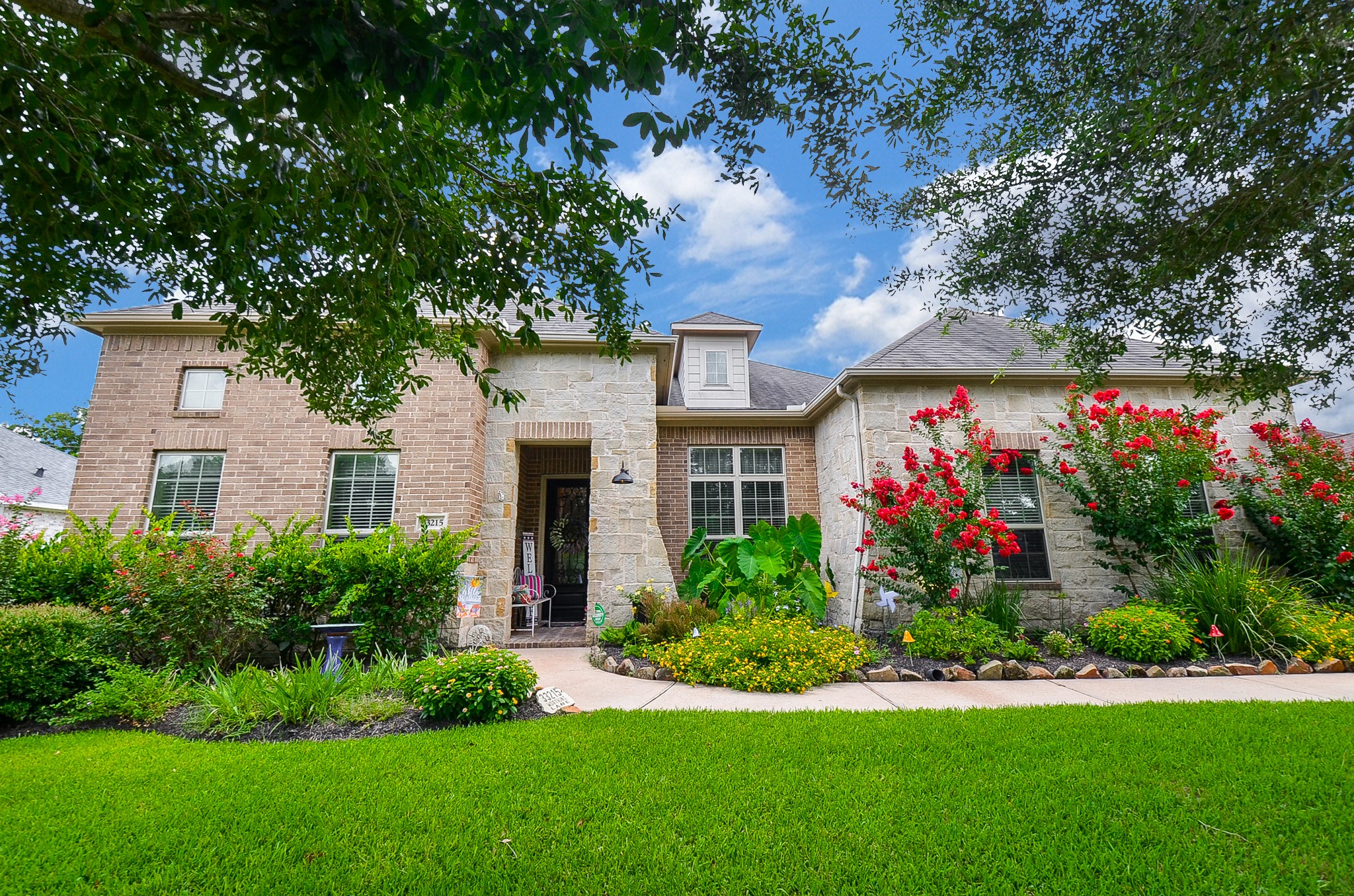 33215 Worthing Lane Property Photo 1