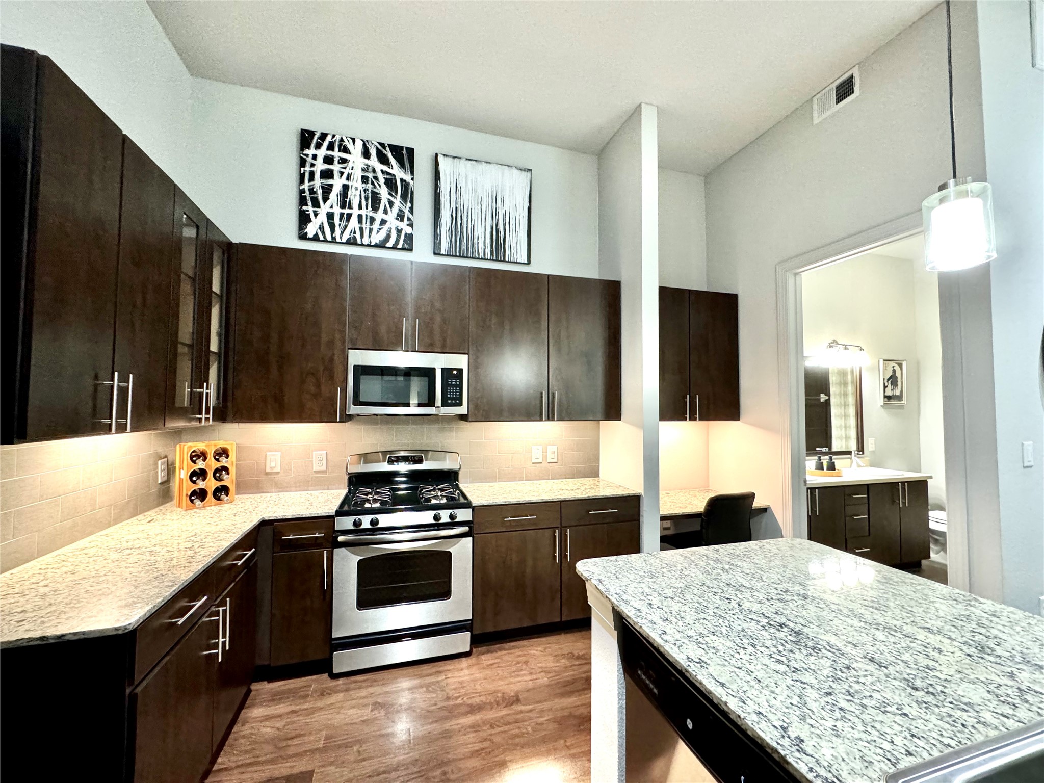2525 Mccue St Road 407 Property Photo 5