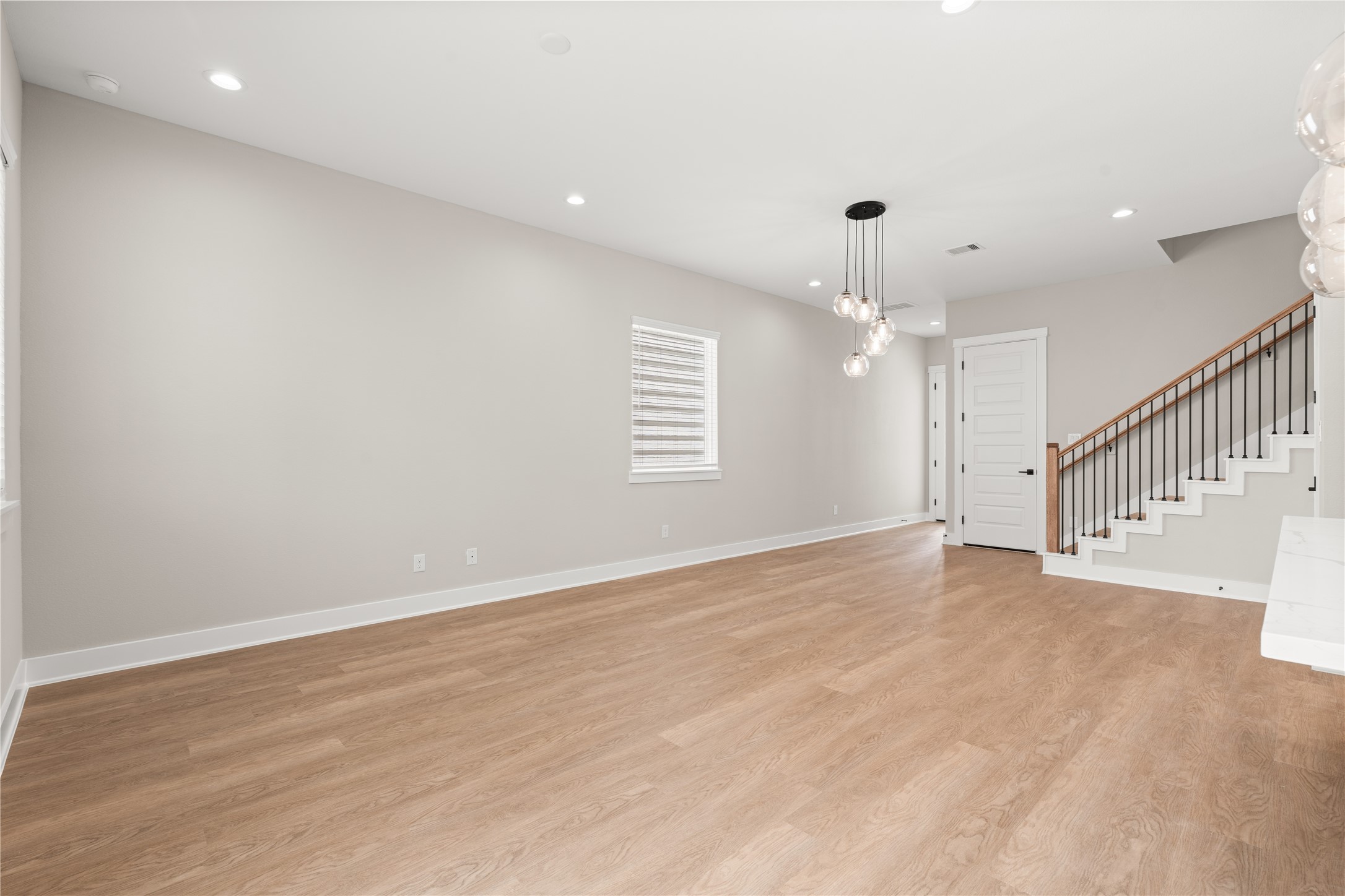 5925 Wheatley Lane Property Photo 10